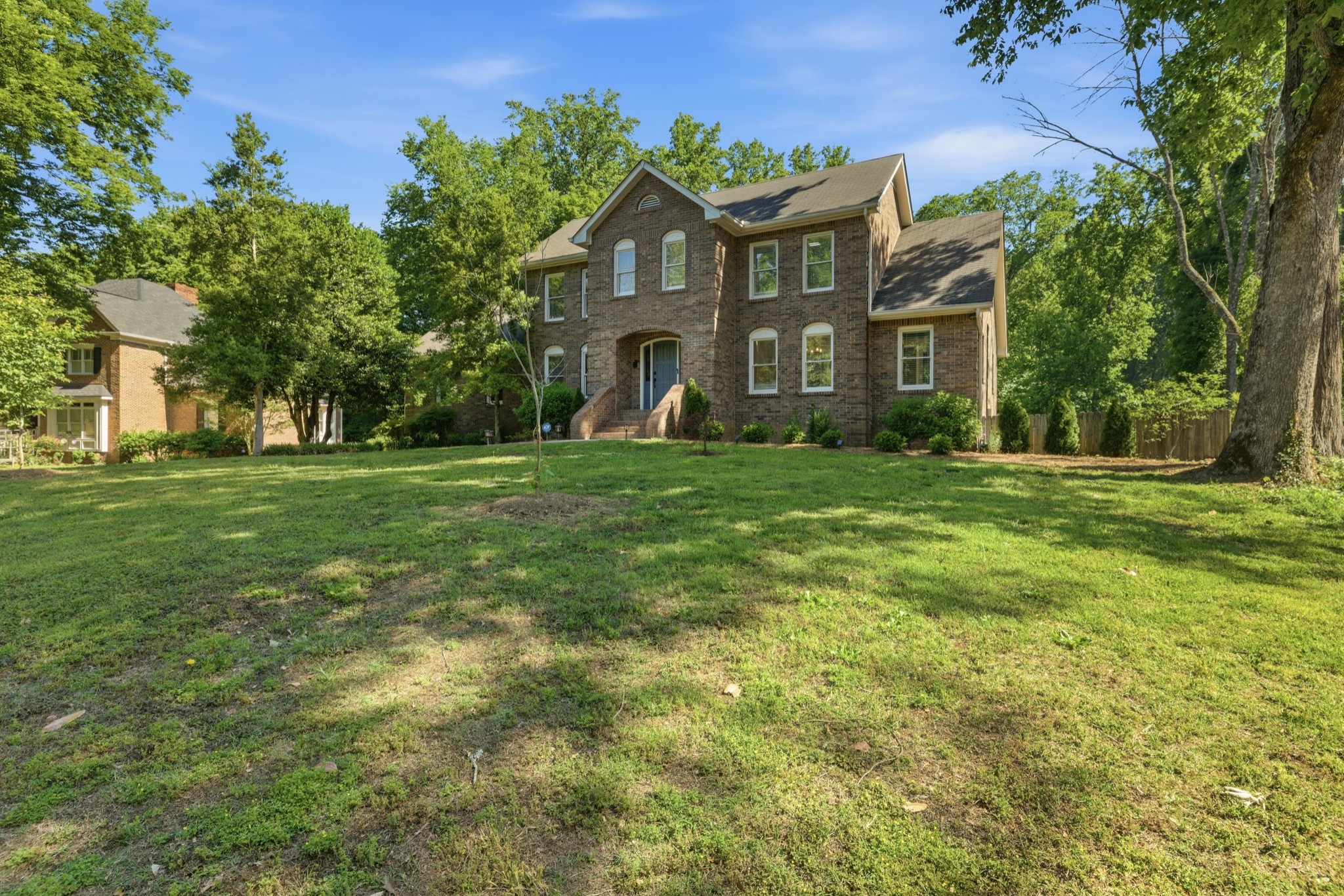 124 Laural Hill Dr