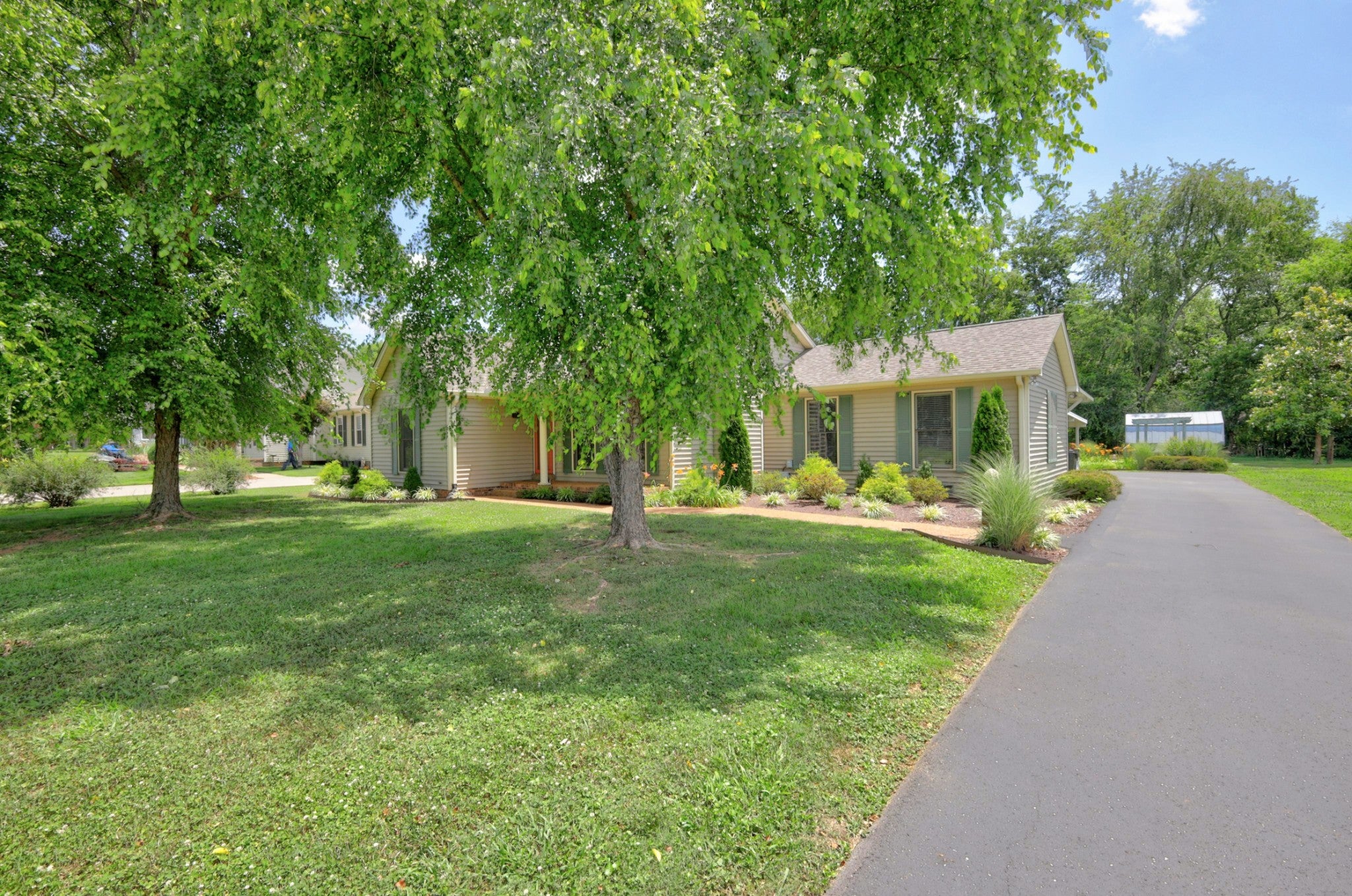 3215 Arthur Dr