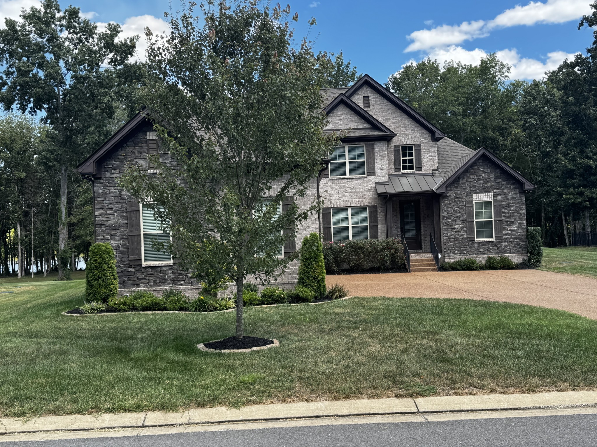144 Watermill Ln