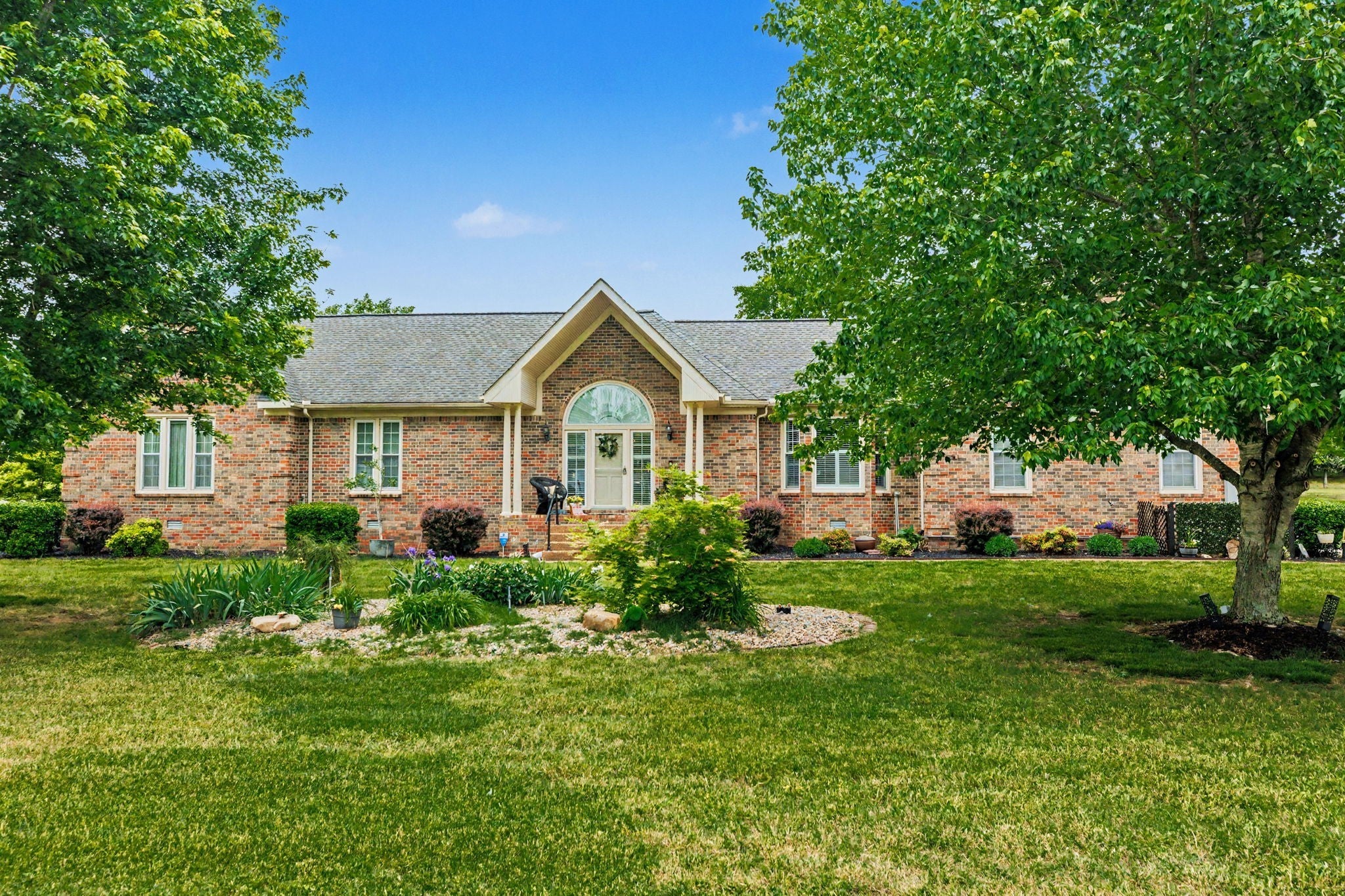 201 Buchanan Cir