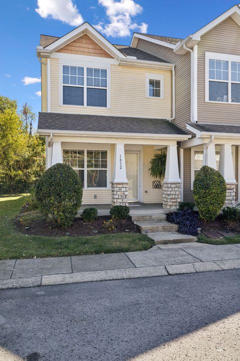 1832 Lincoya Bay Dr Nashville TN 37214