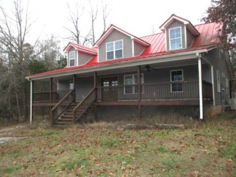 422 Parker Rd Portland TN 37148