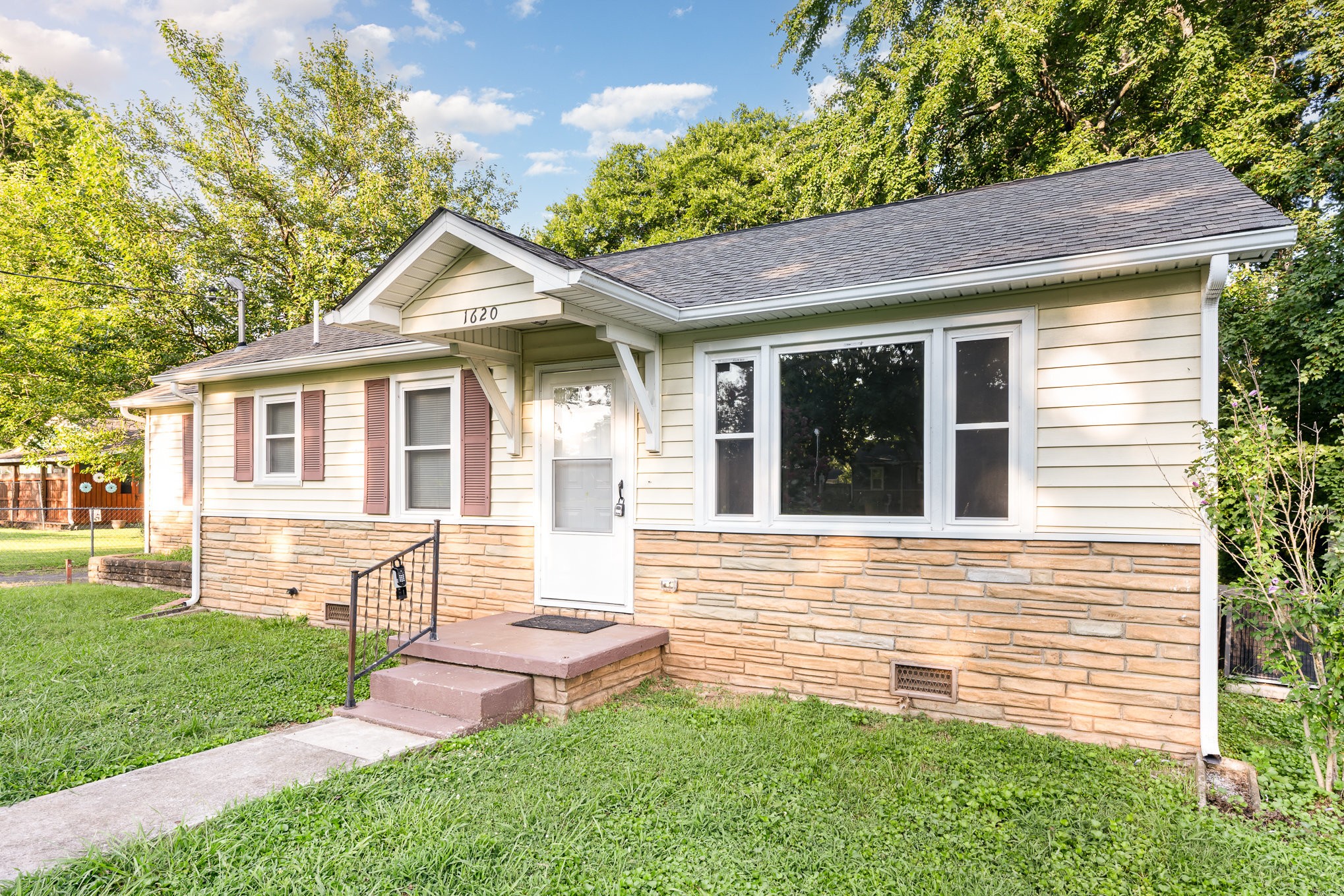 1620 Idlewood Dr