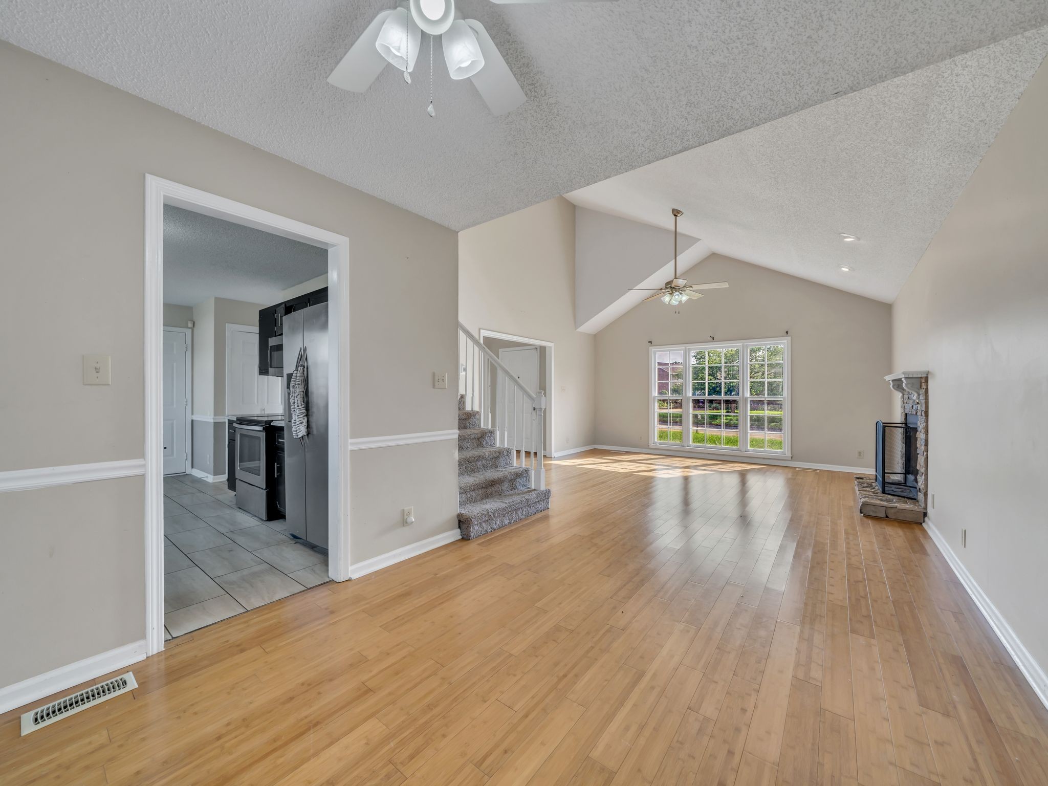 943 Peachers Mill Rd