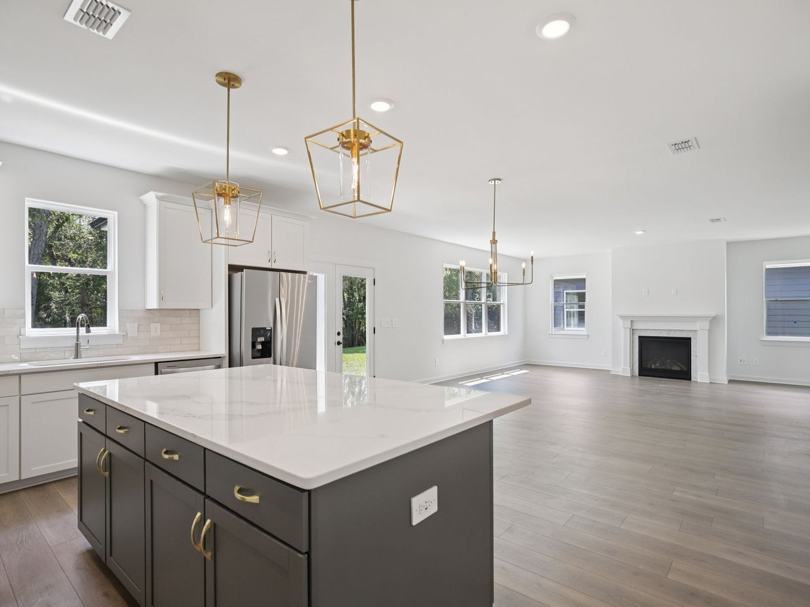 7625 Chapin Drive