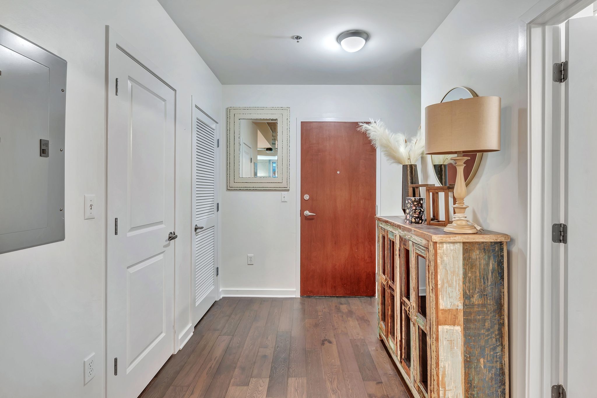 301 Demonbreun St 1120