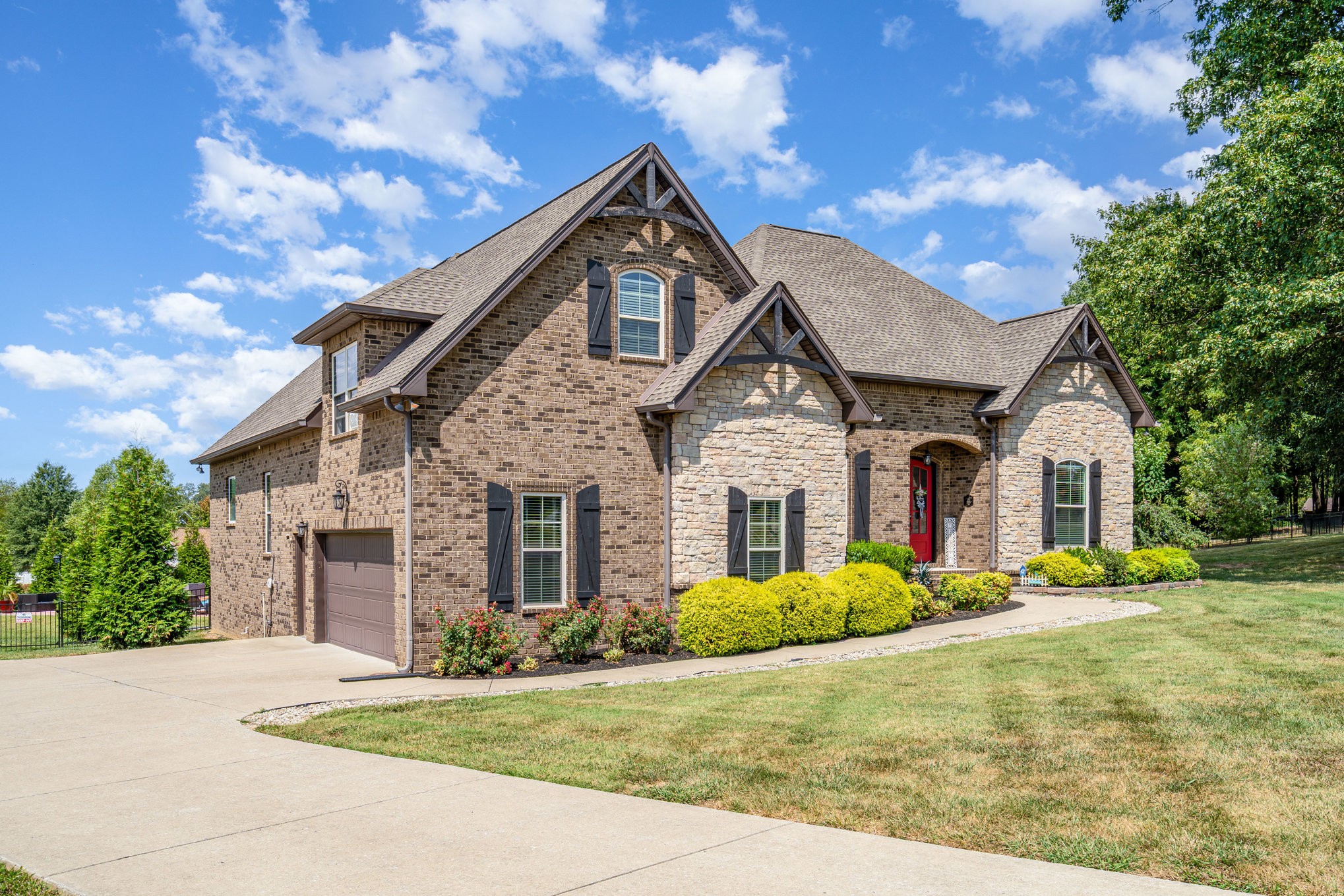 82 Deer Run Rd