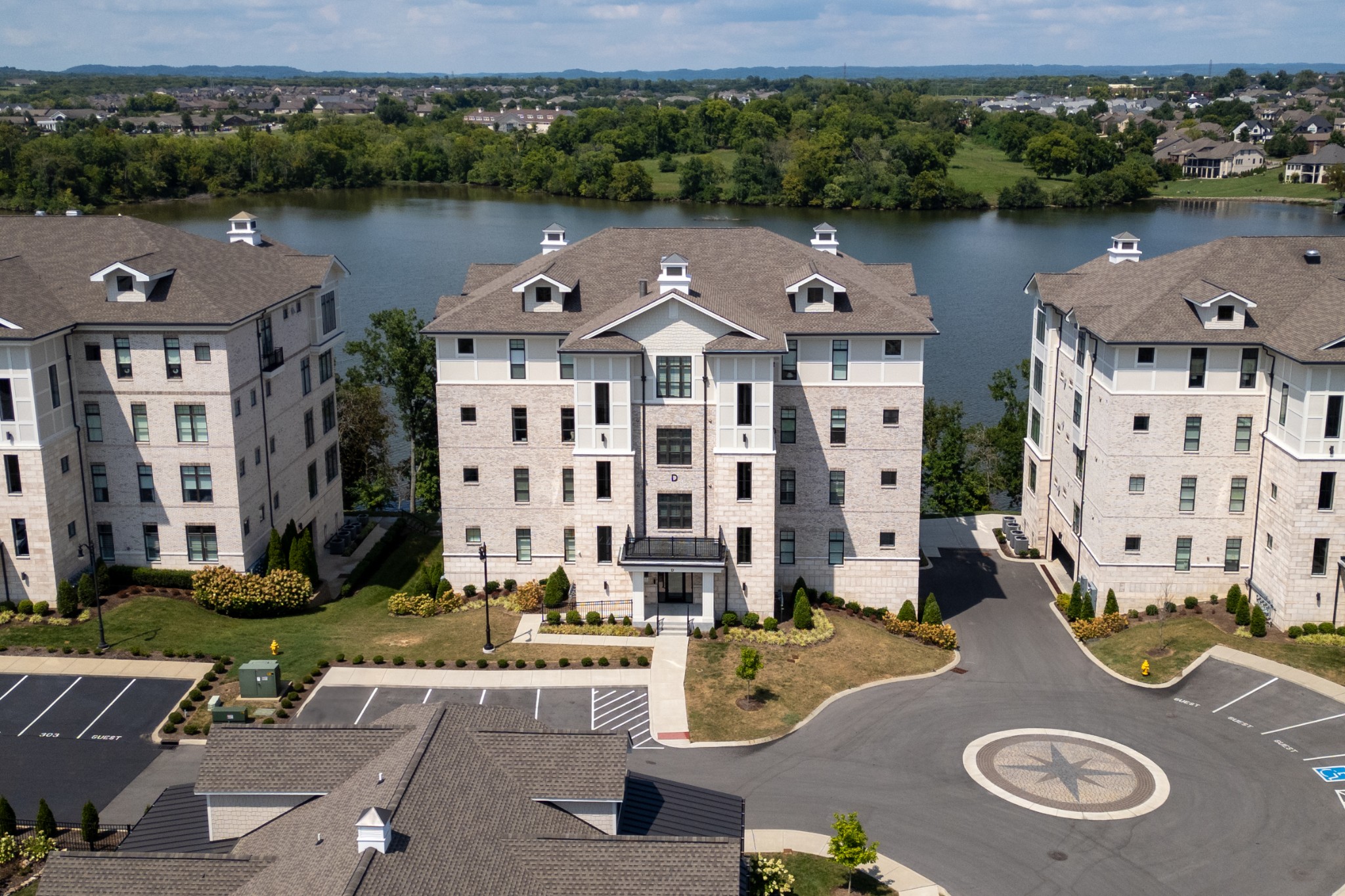 1024 Club View Drive D 202