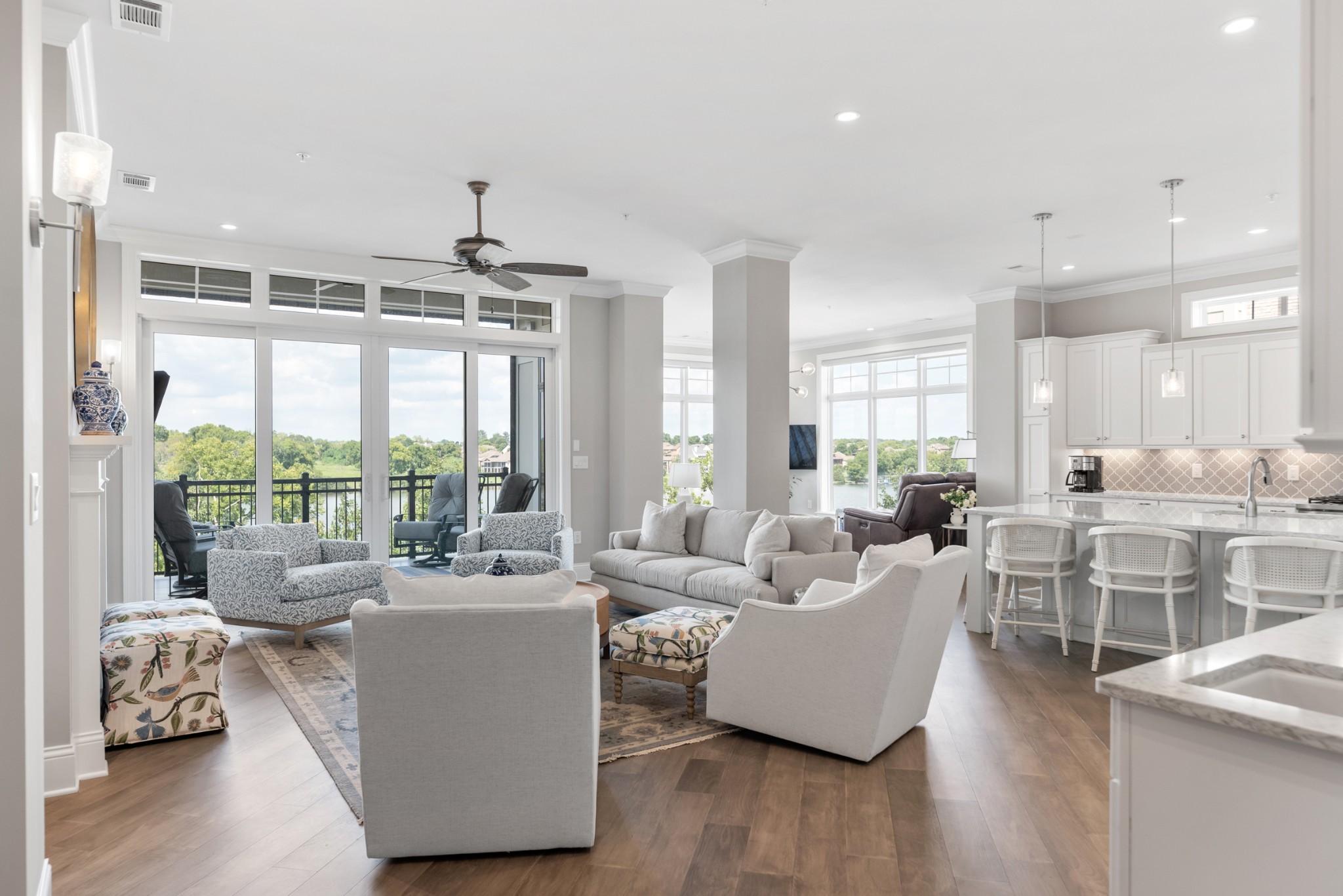 1024 Club View Drive D 202