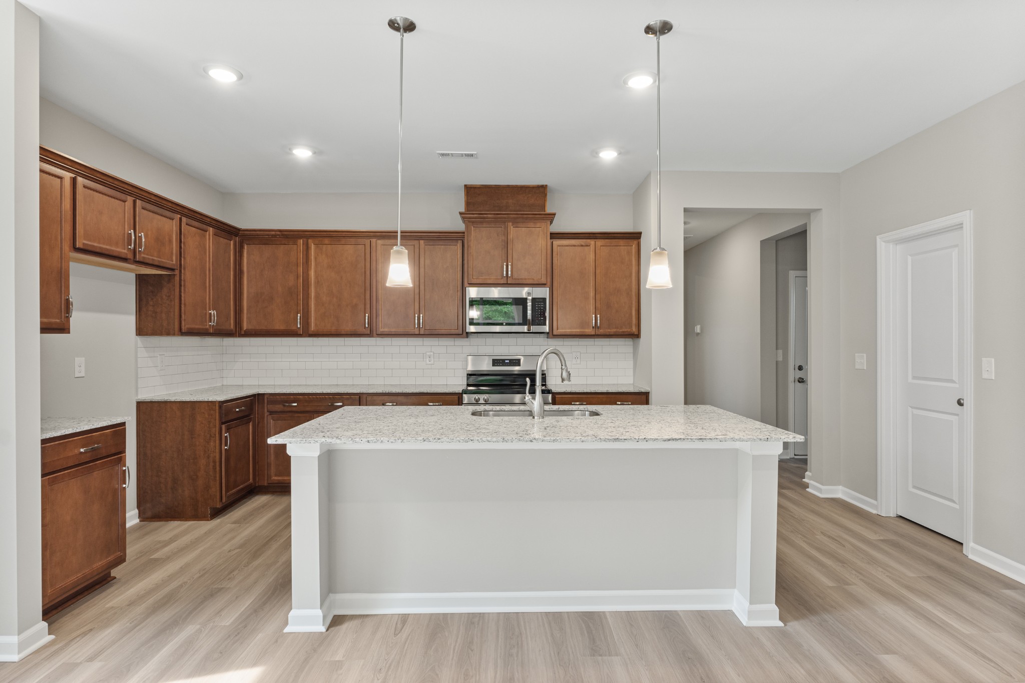 15 Aurora Cir