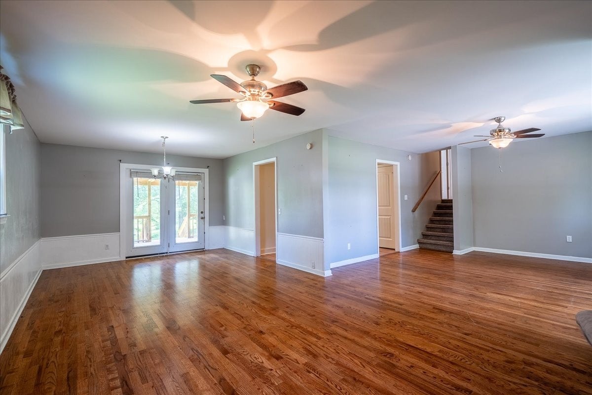 312 Prosser Rd
