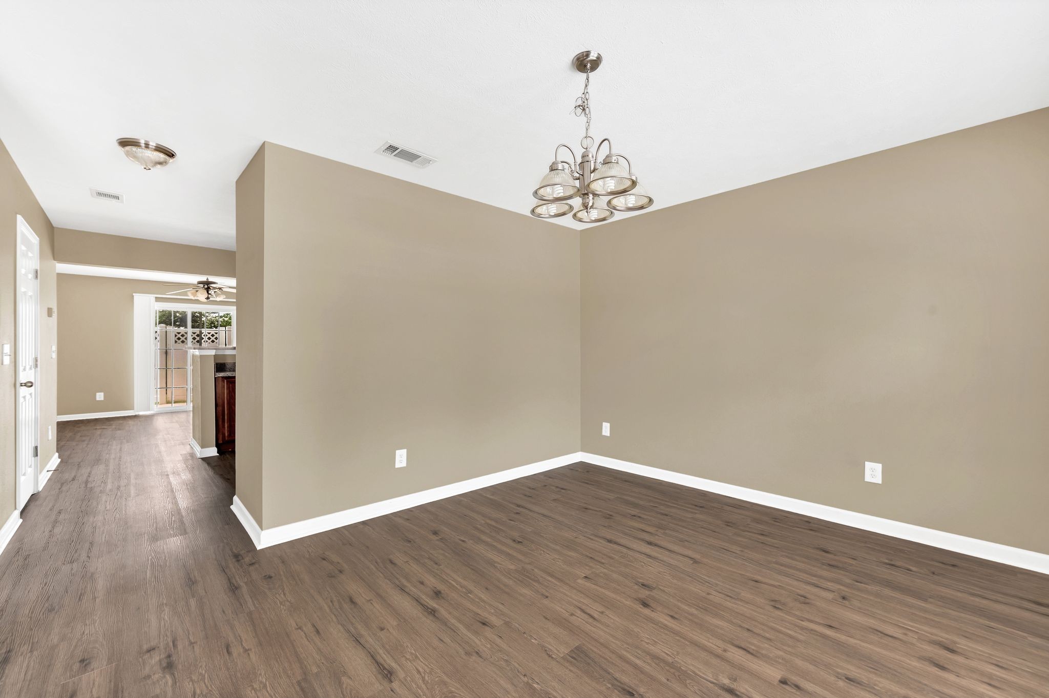 Antioch, Tennessee 37013, United States, 2 Bedrooms Bedrooms, ,3 BathroomsBathrooms,Residential,Coming Soon,172203