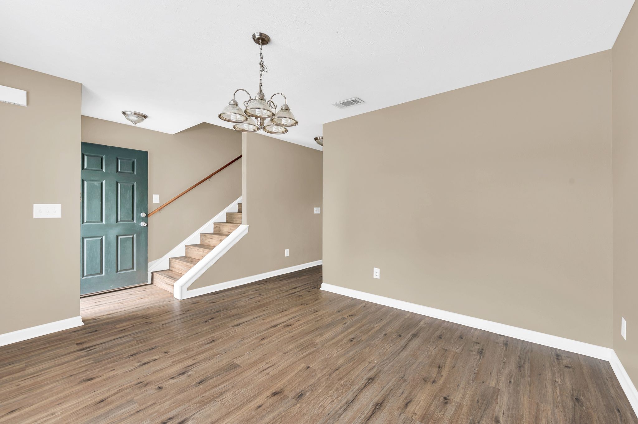 Antioch, Tennessee 37013, United States, 2 Bedrooms Bedrooms, ,3 BathroomsBathrooms,Residential,Coming Soon,172203