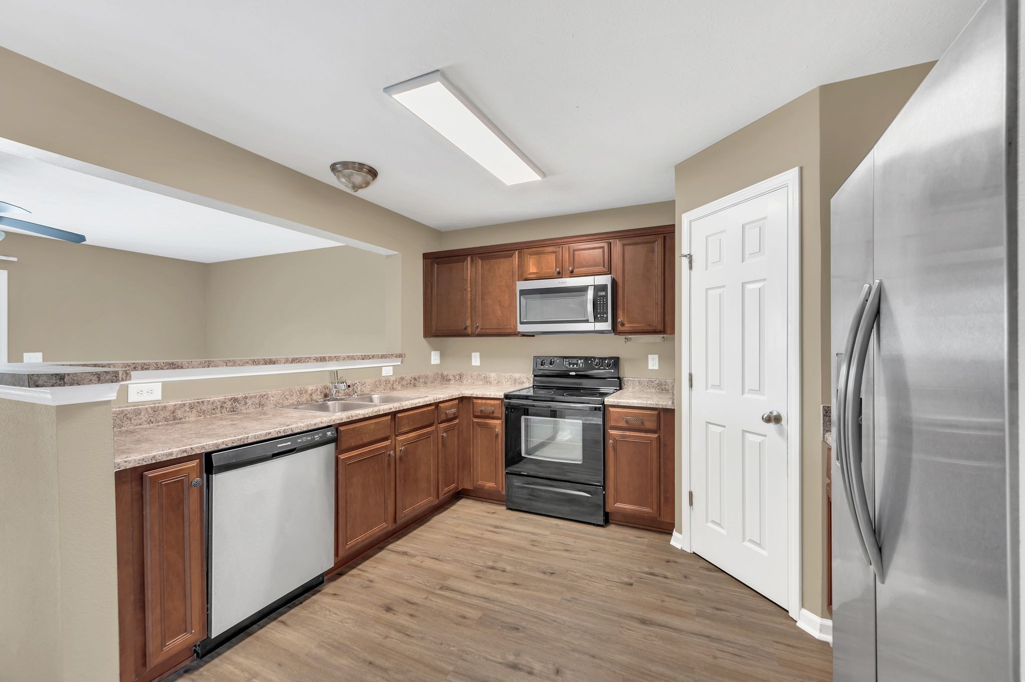 Antioch, Tennessee 37013, United States, 2 Bedrooms Bedrooms, ,3 BathroomsBathrooms,Residential,Coming Soon,172203