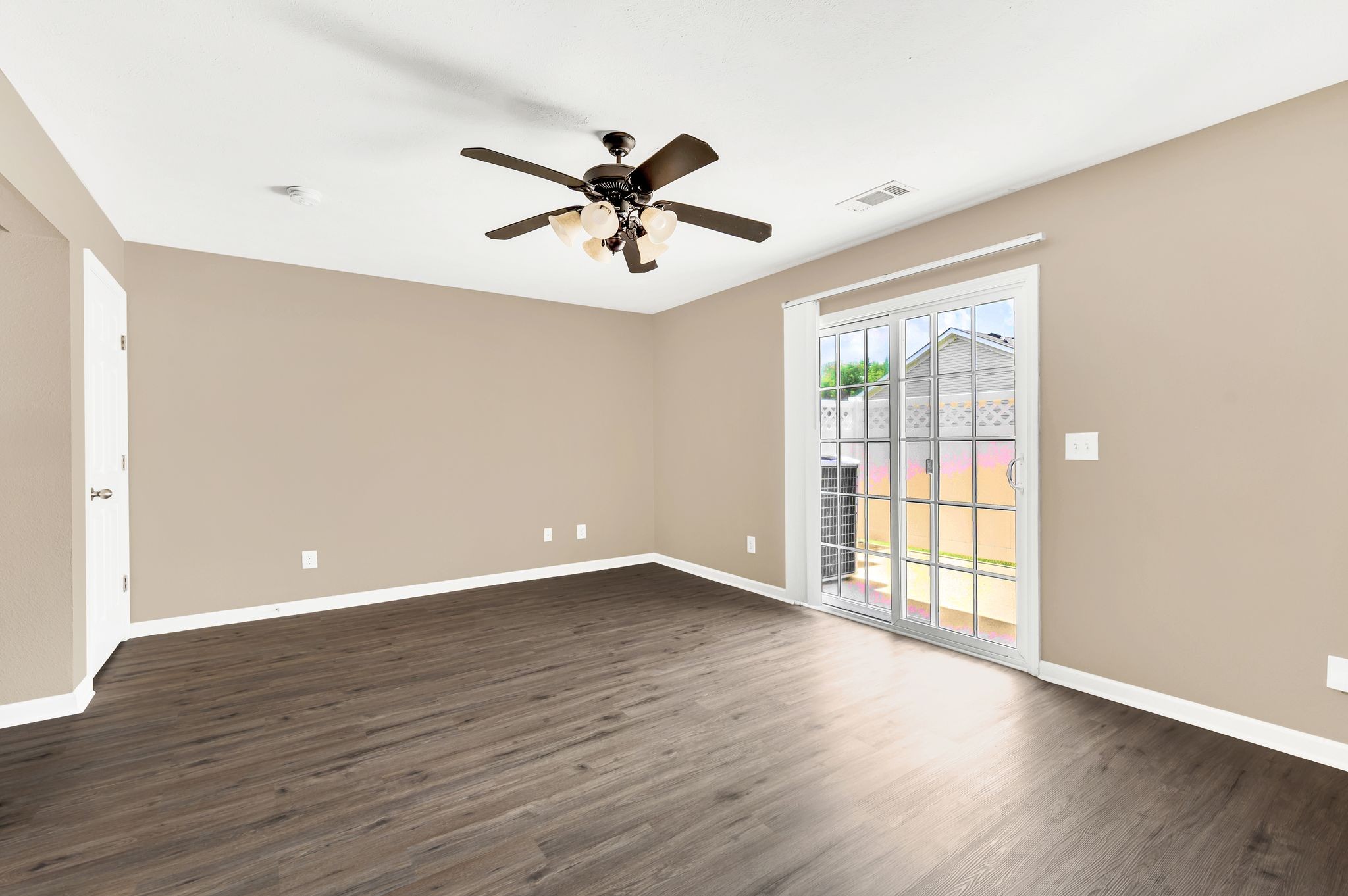 Antioch, Tennessee 37013, United States, 2 Bedrooms Bedrooms, ,3 BathroomsBathrooms,Residential,Coming Soon,172203