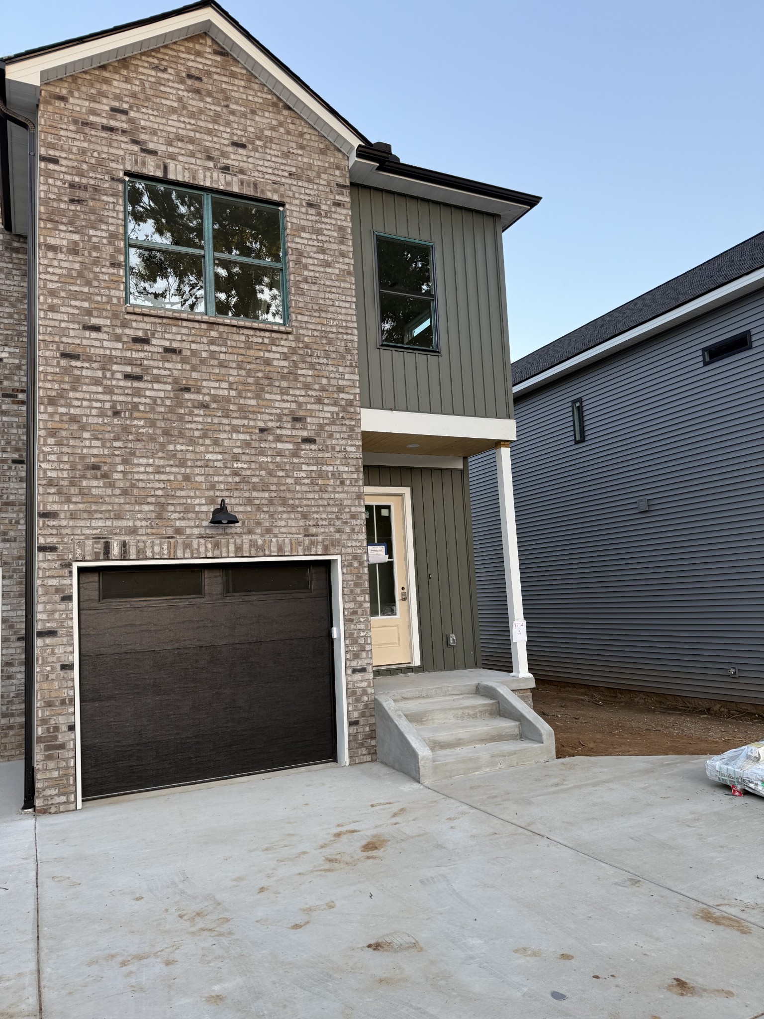 1714A River Drive