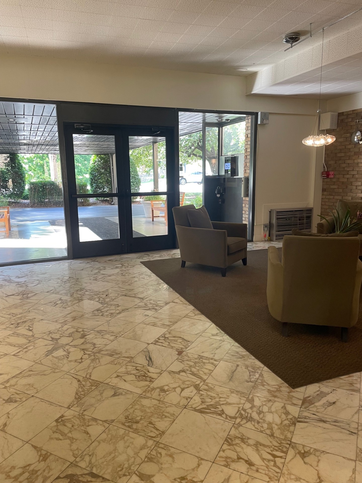 4200 West End Ave 202