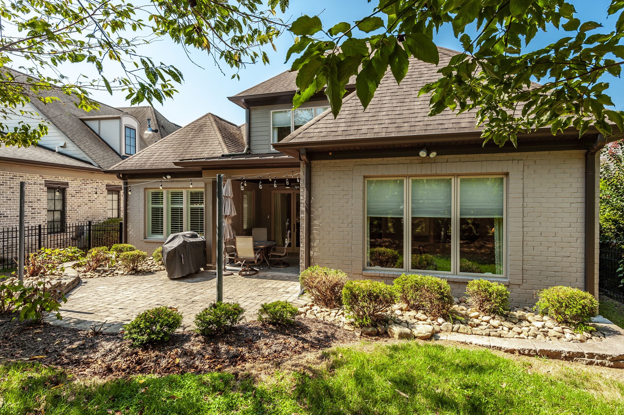 1043 Jarman Pvt Ln