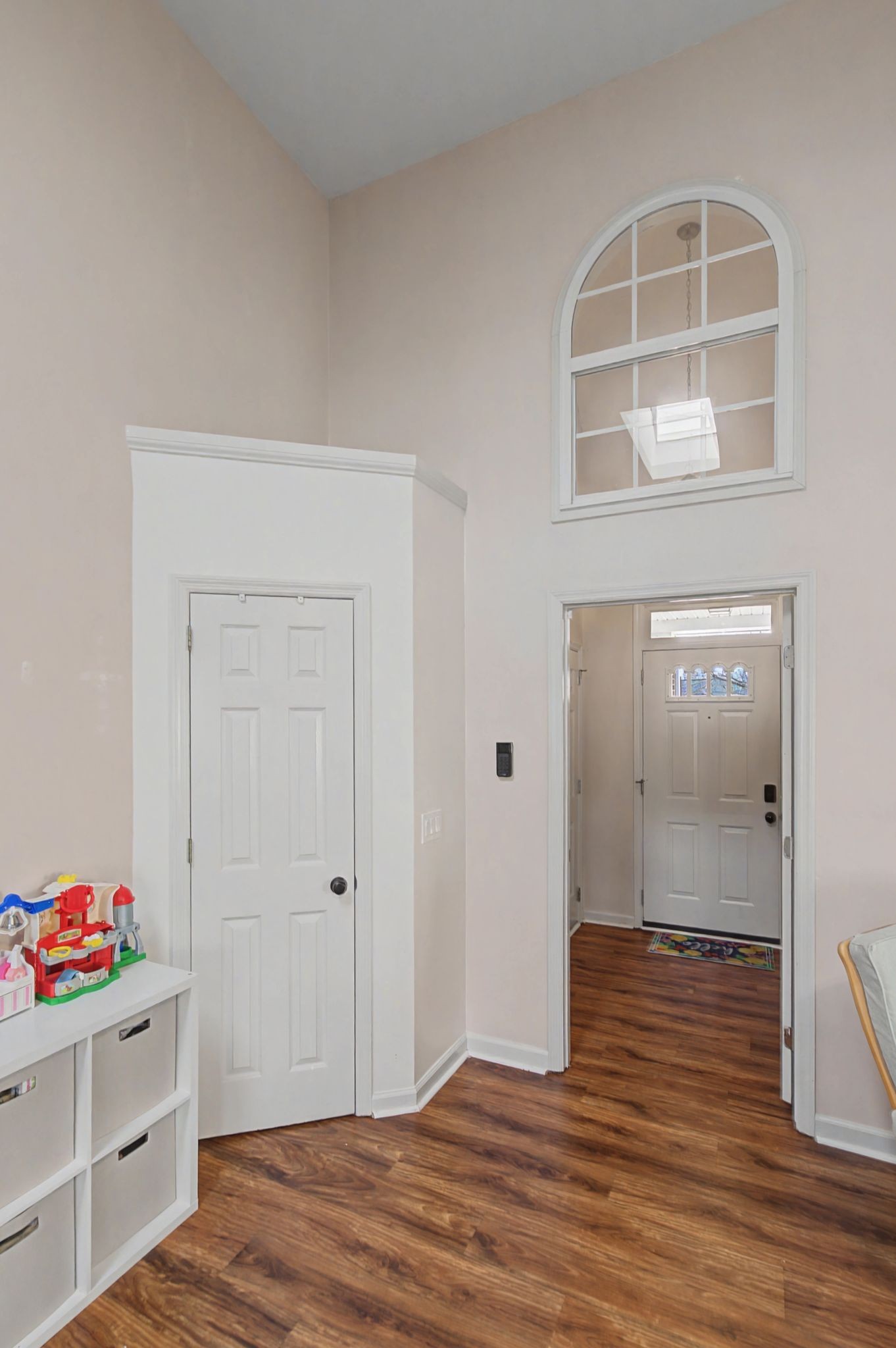 4717 Crystal Brook Dr