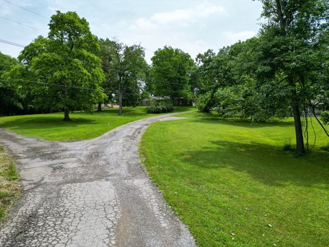 1094B Center Point Rd Hendersonville TN 37075