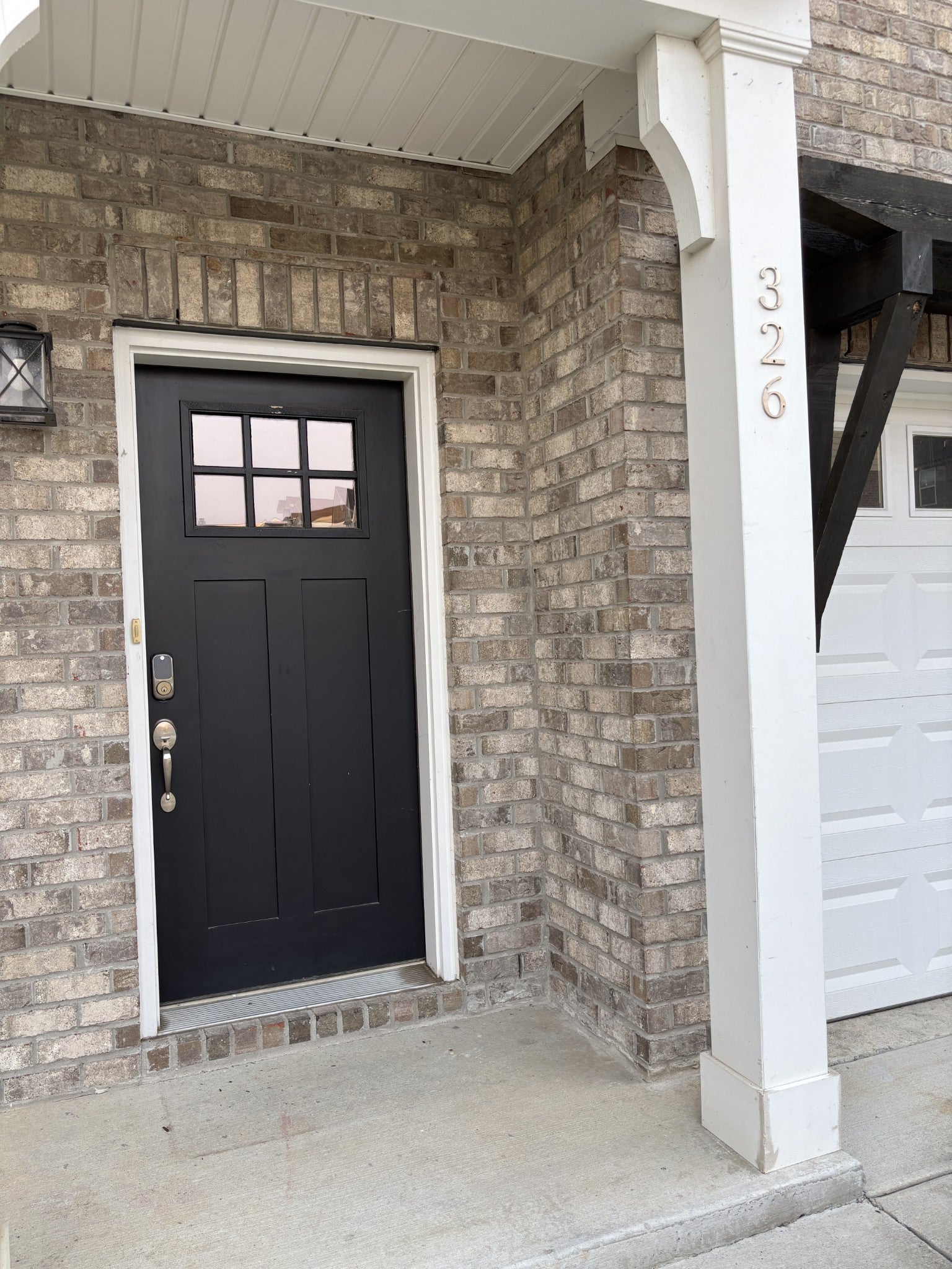 326 Banbury Dr