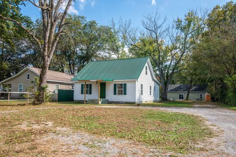 1004 E Lincoln St Tullahoma TN 37388