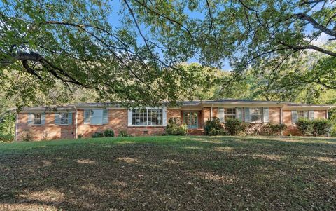 5106 Hillsboro Pike Nashville TN 37215