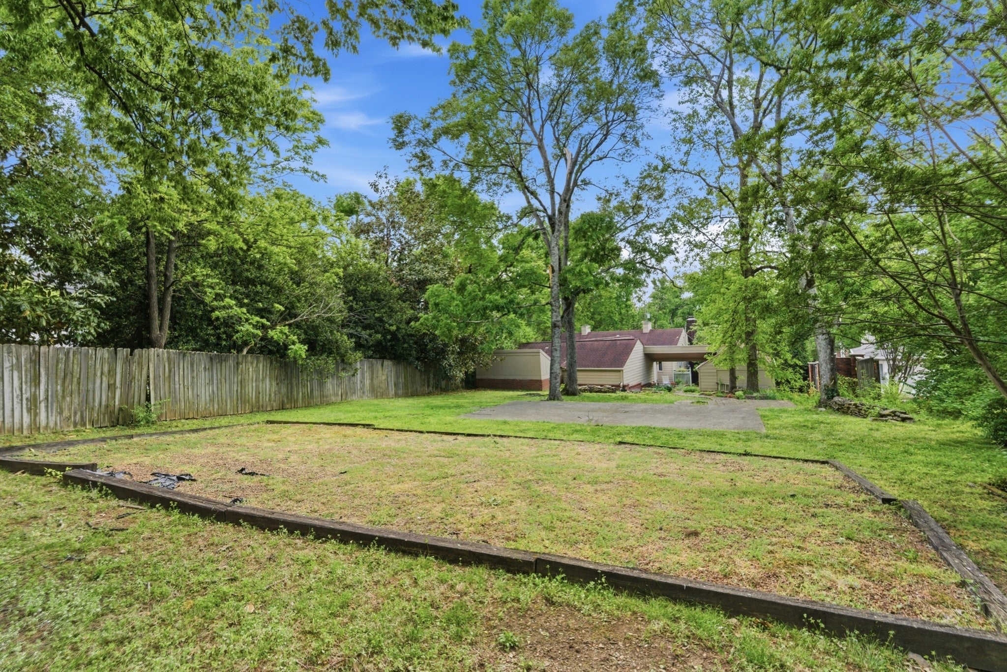 116 Bellevue Dr S