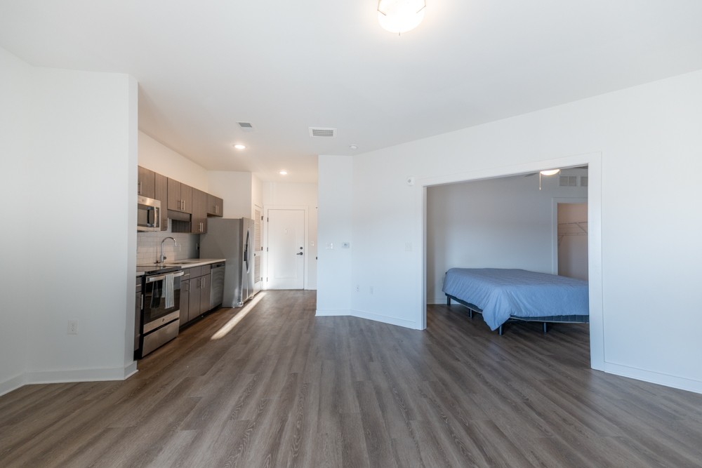 1540 Lebanon Pike 411