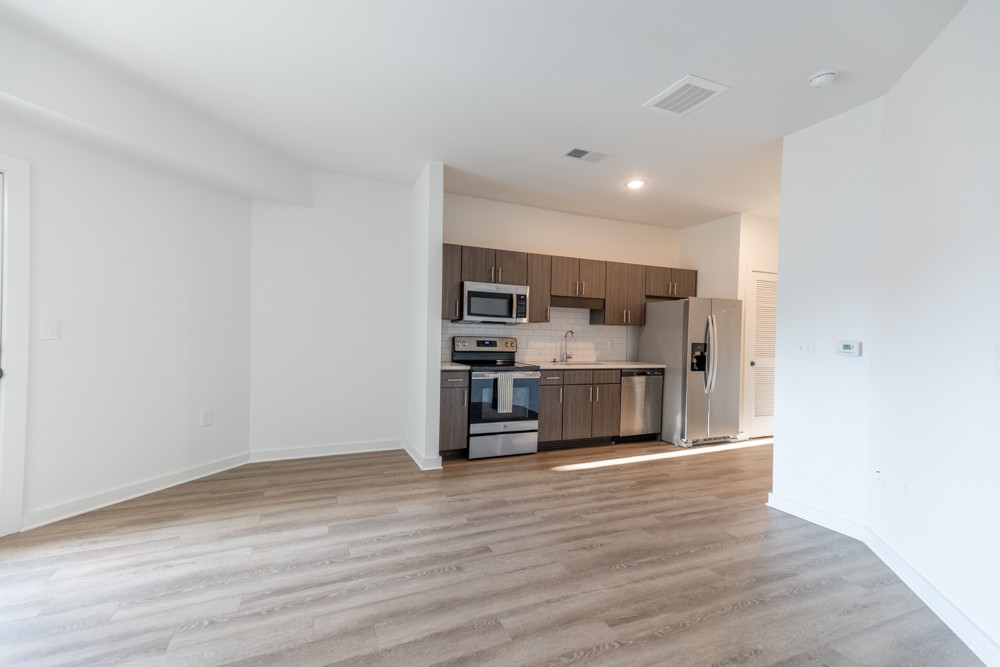 1540 Lebanon Pike 411