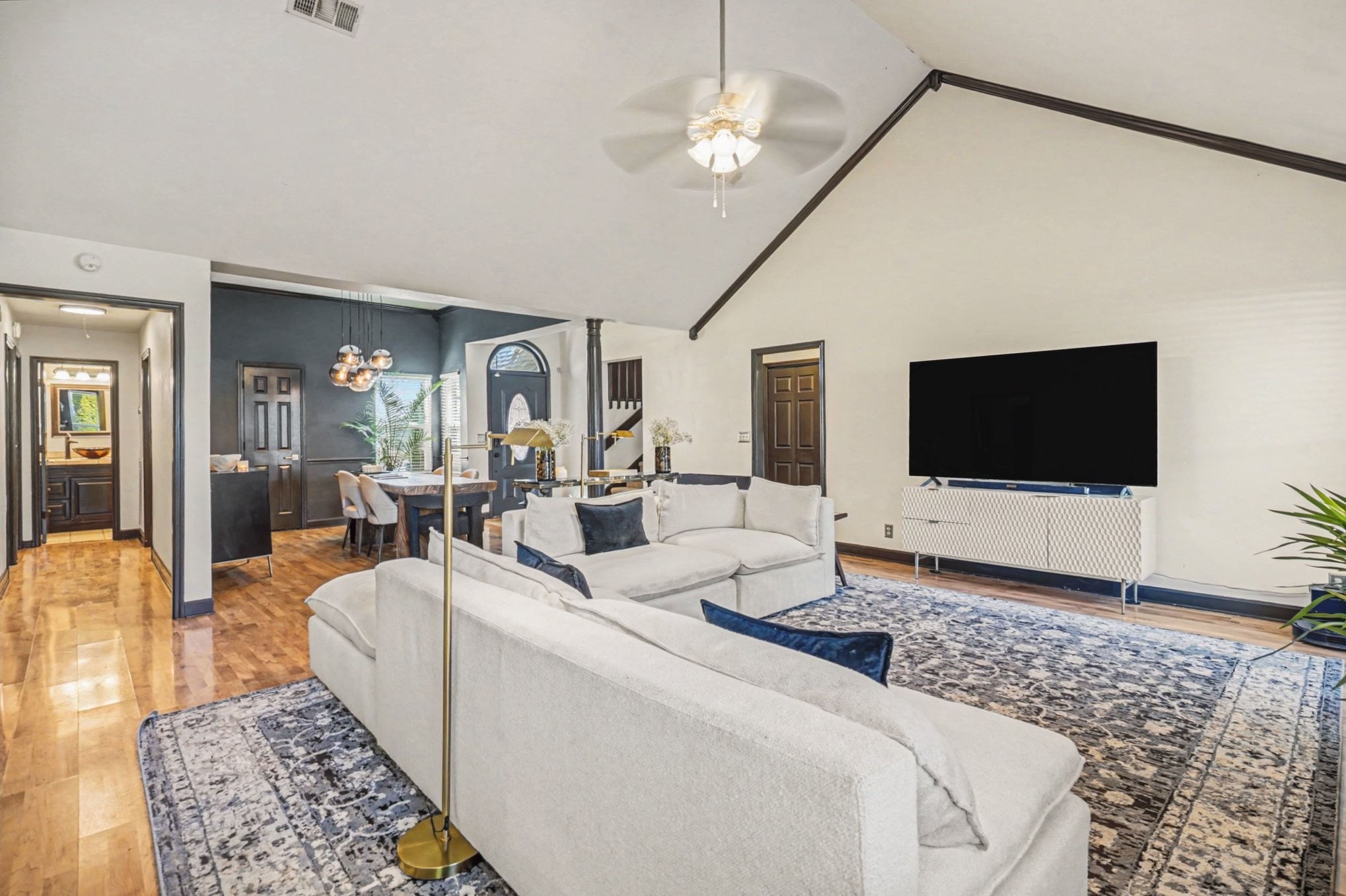 1605 Glen Trail Dr