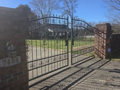 7488 Lowe Ln Rockvale TN 37153