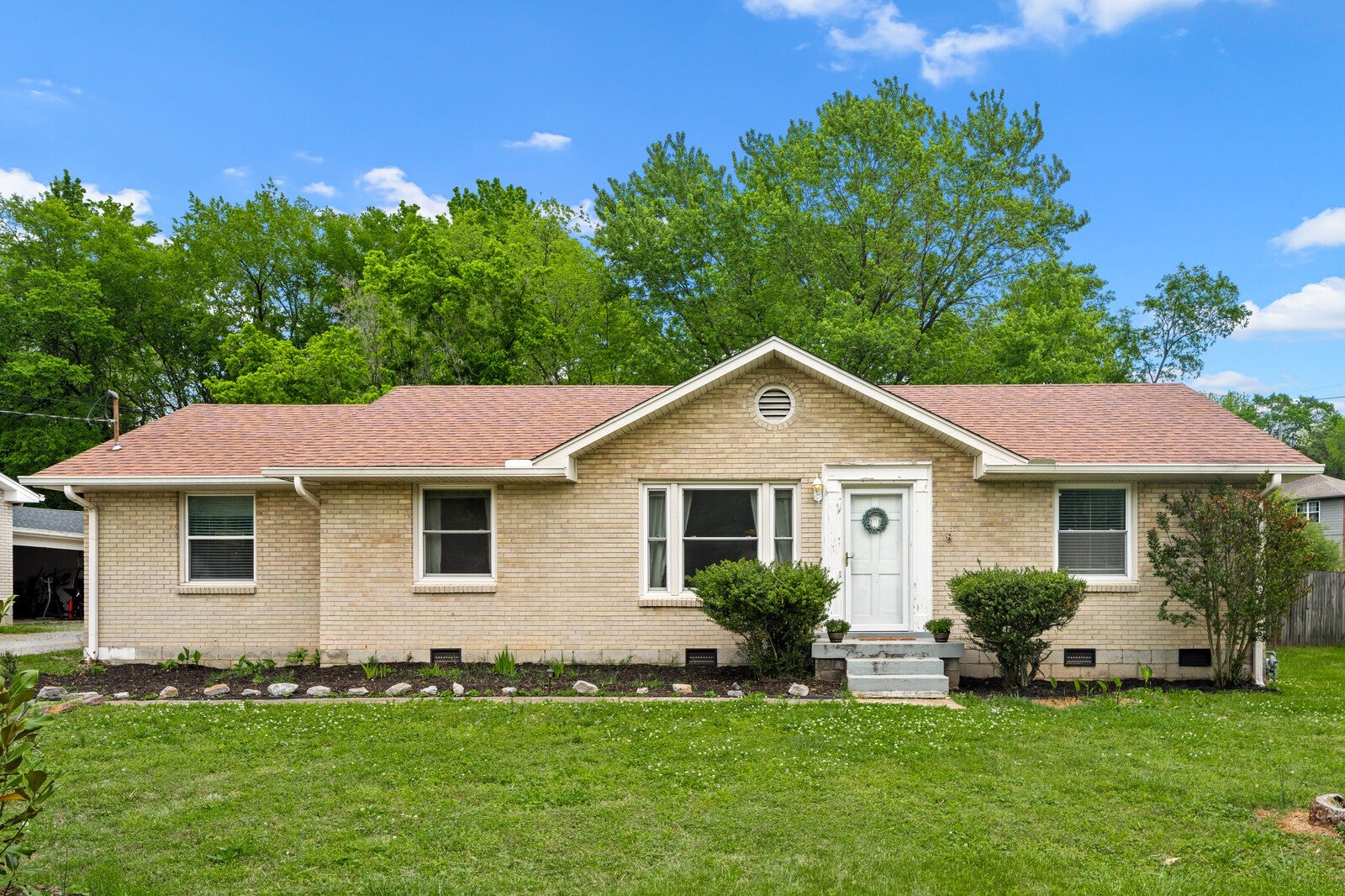3-bed home sold in Old Hickory, TN 37138, 4813 Big Horn Dr 4813 Big Horn Dr, Old Hickory TN 37138 3-bed home, photo 1 of 1