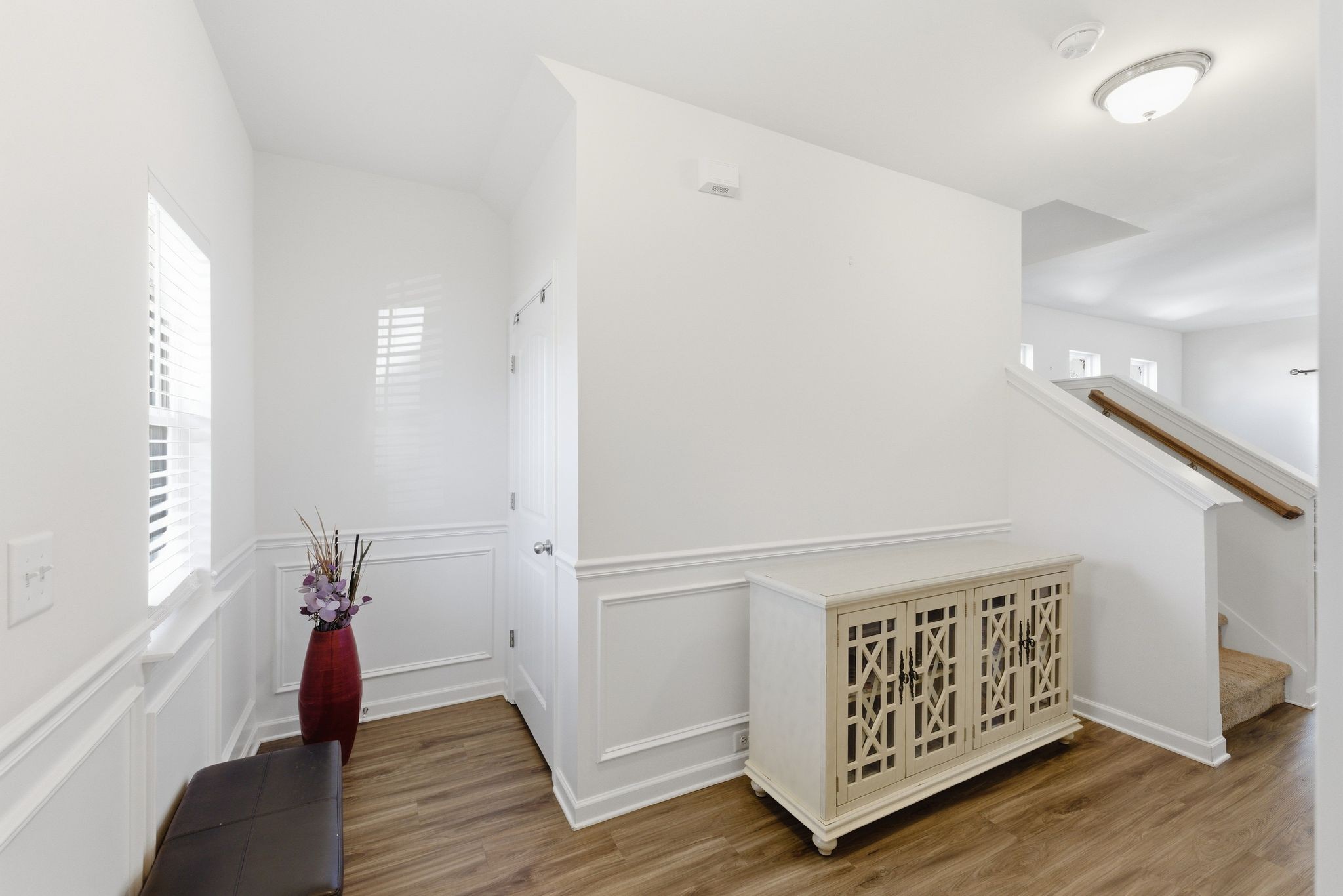 307 St Charles Pl