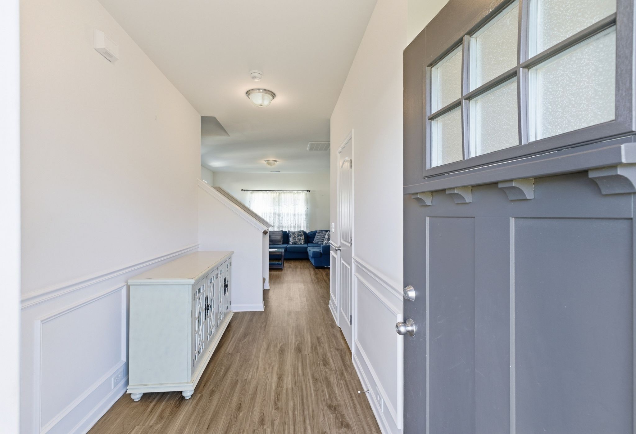 307 St Charles Pl