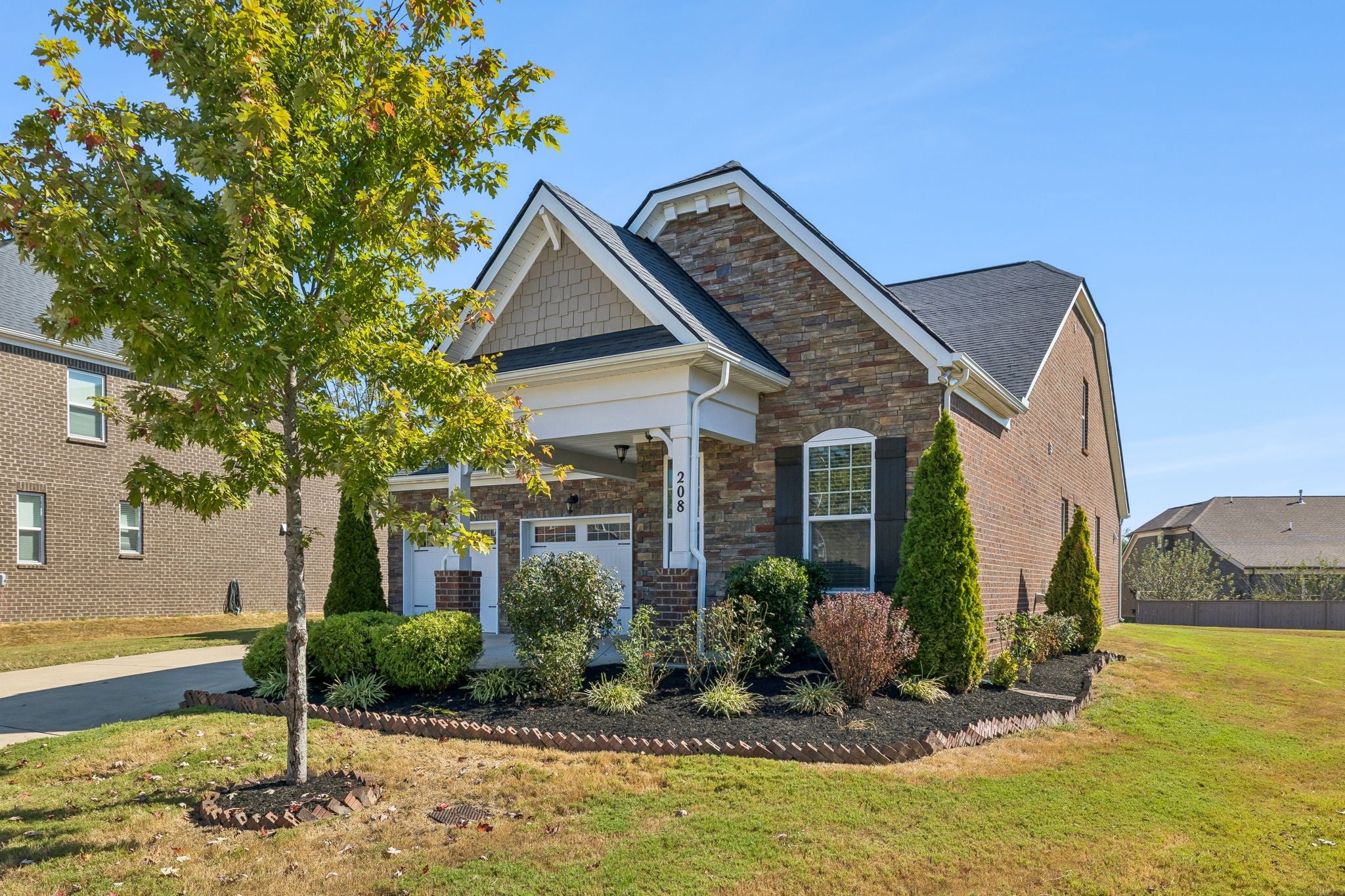 208 Campbell Cir