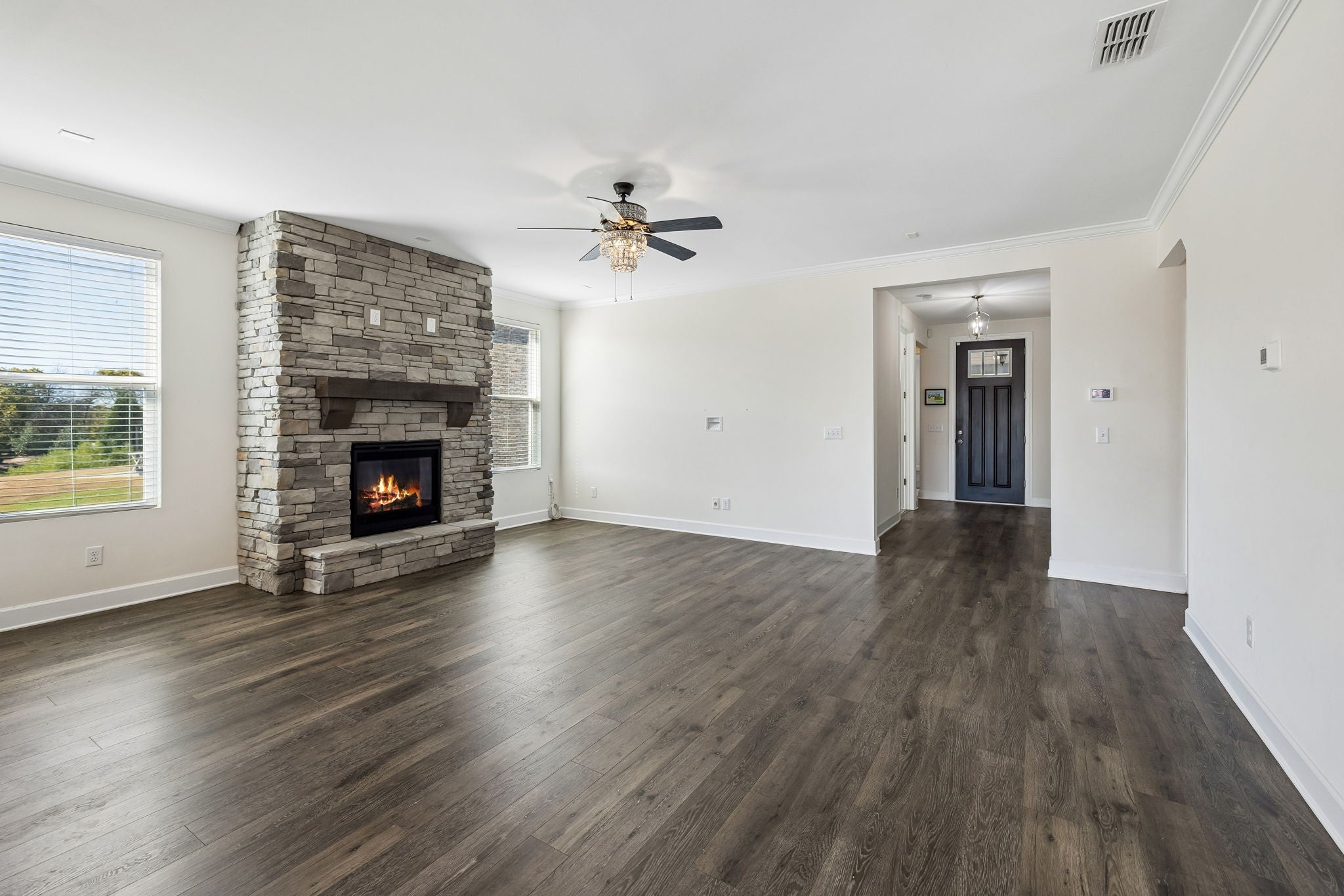 208 Campbell Cir