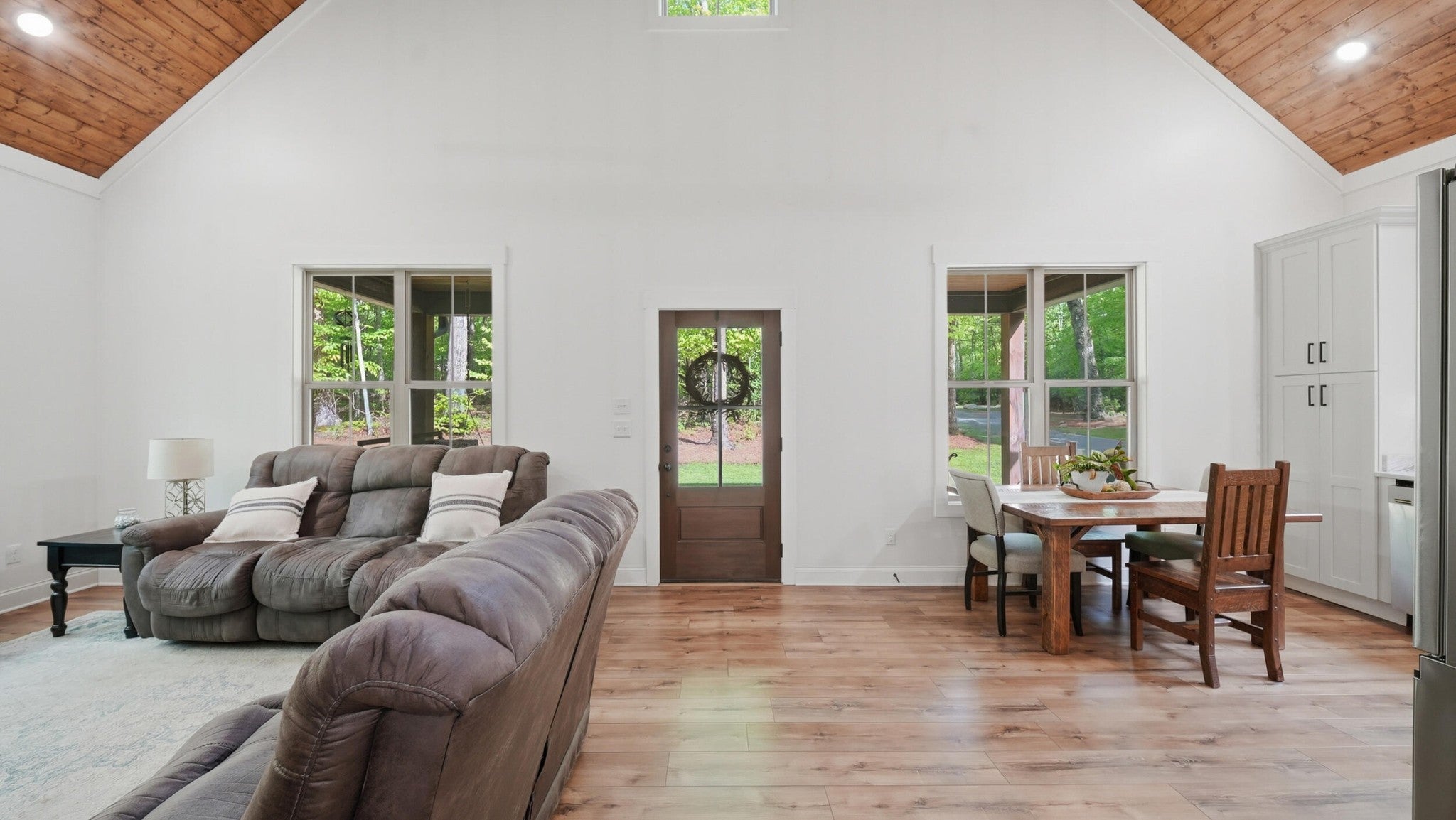 171 W Bluff Road