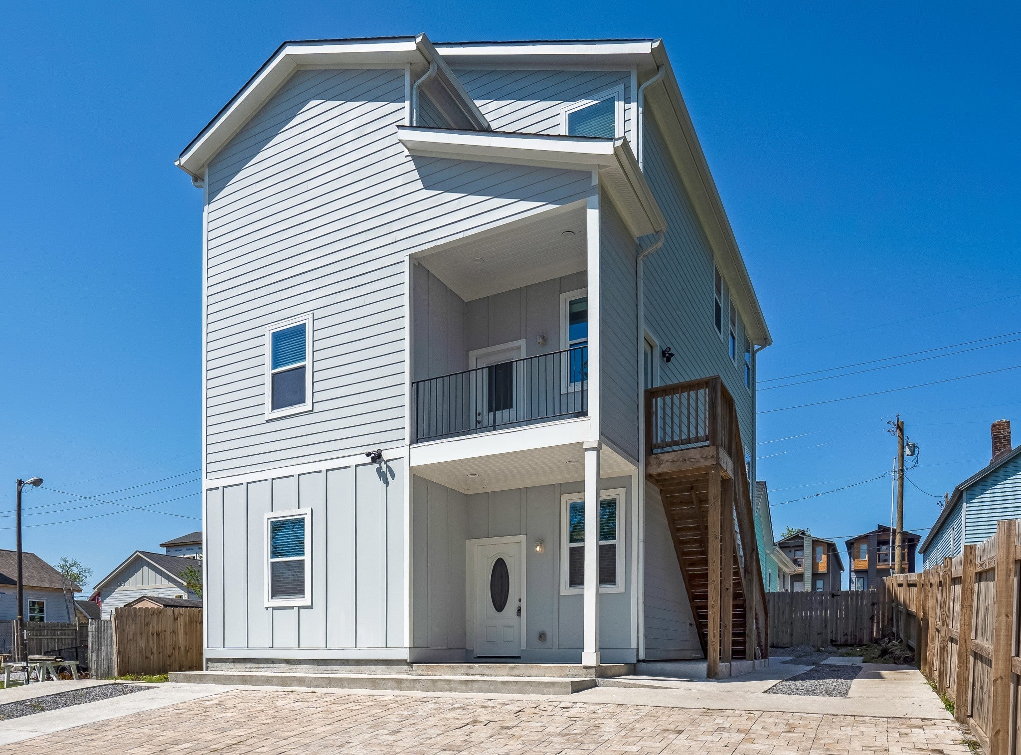 4-bed listing at 135b Fain St, Nashville