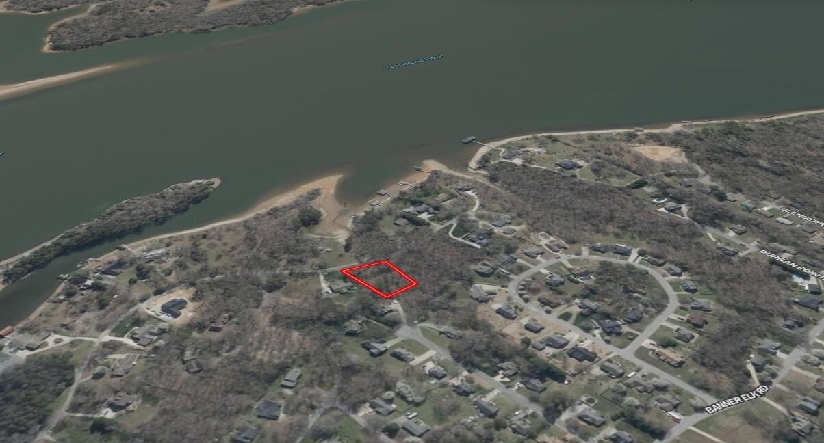 9017 Rocky Point Rd Road