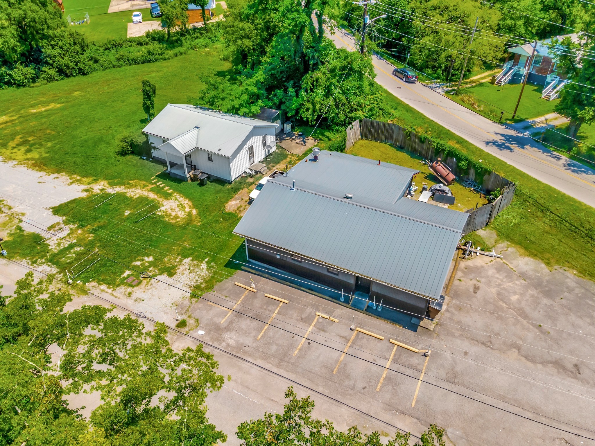 2700 Tucker Rd