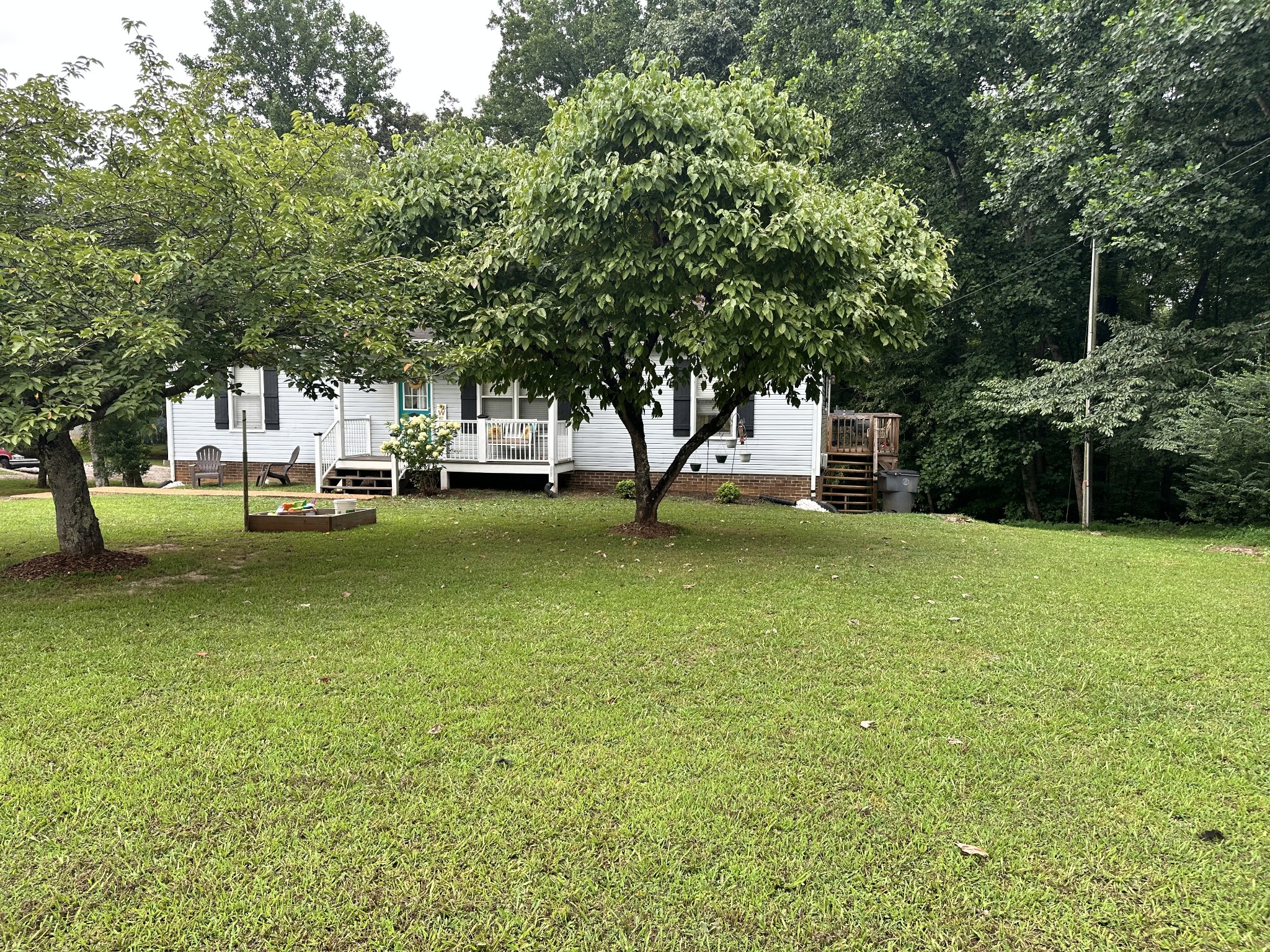 301 Bradford Rd