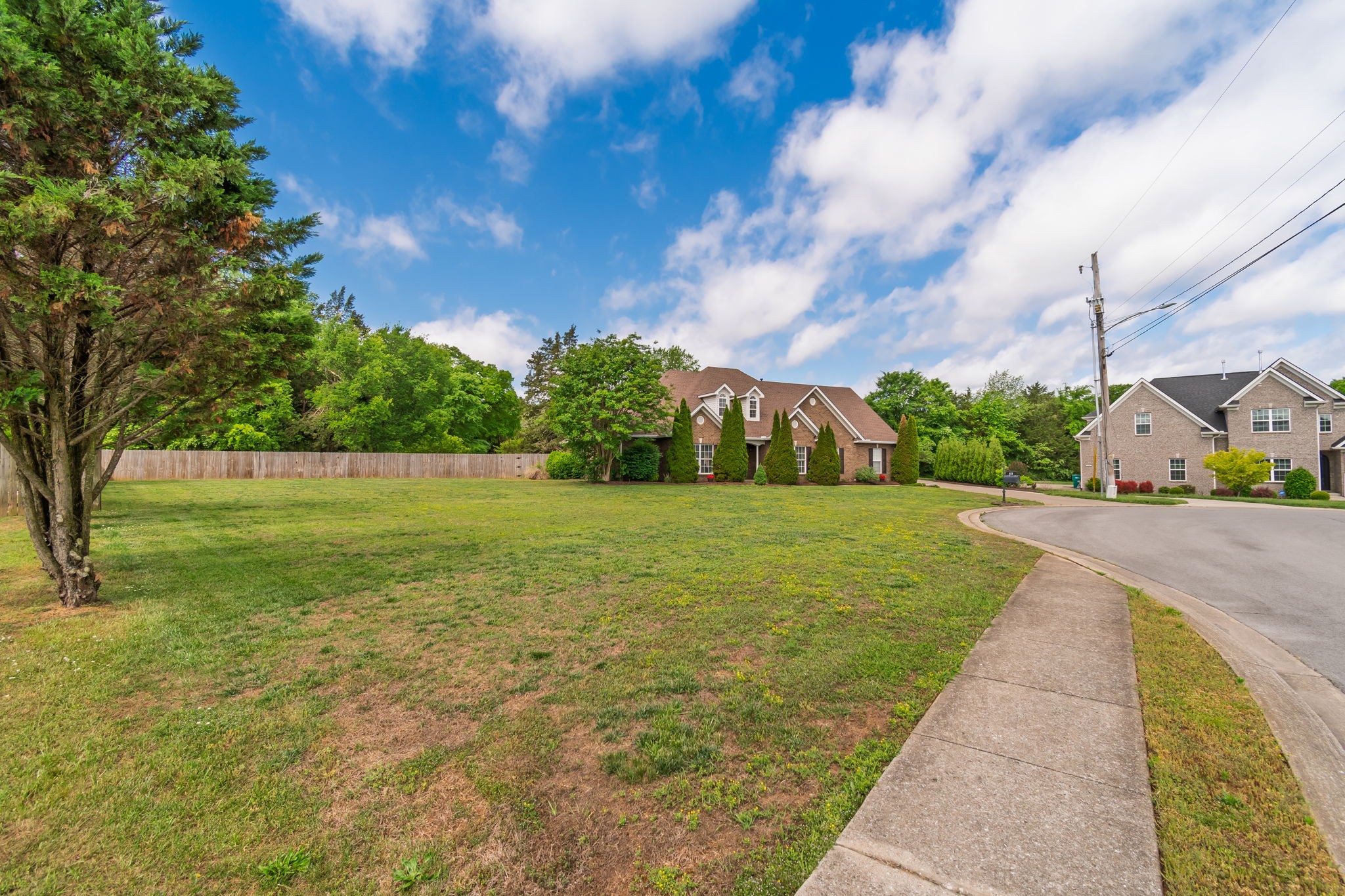 157 Lakepointe Rd