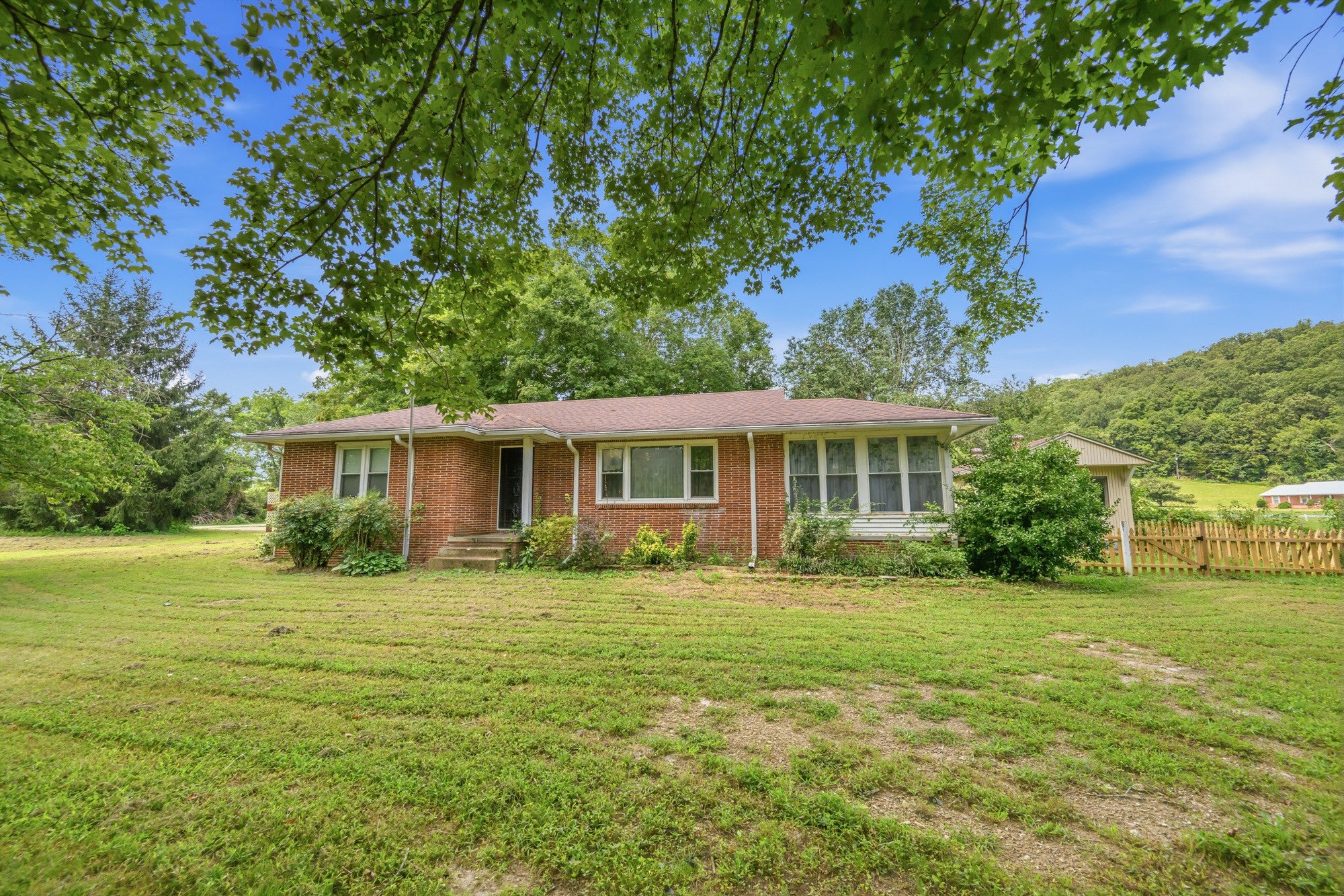 42 Depriest Bend Dr