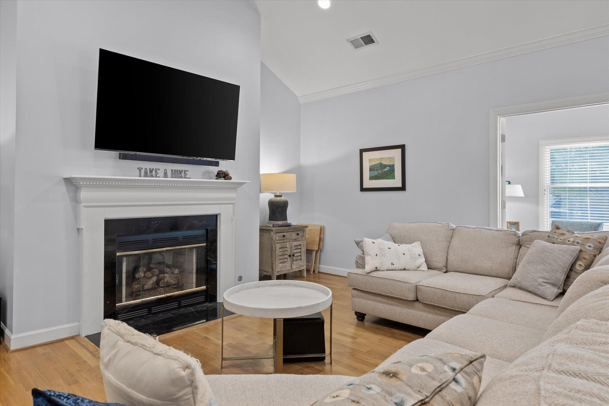 1220 Bridgewater Lane