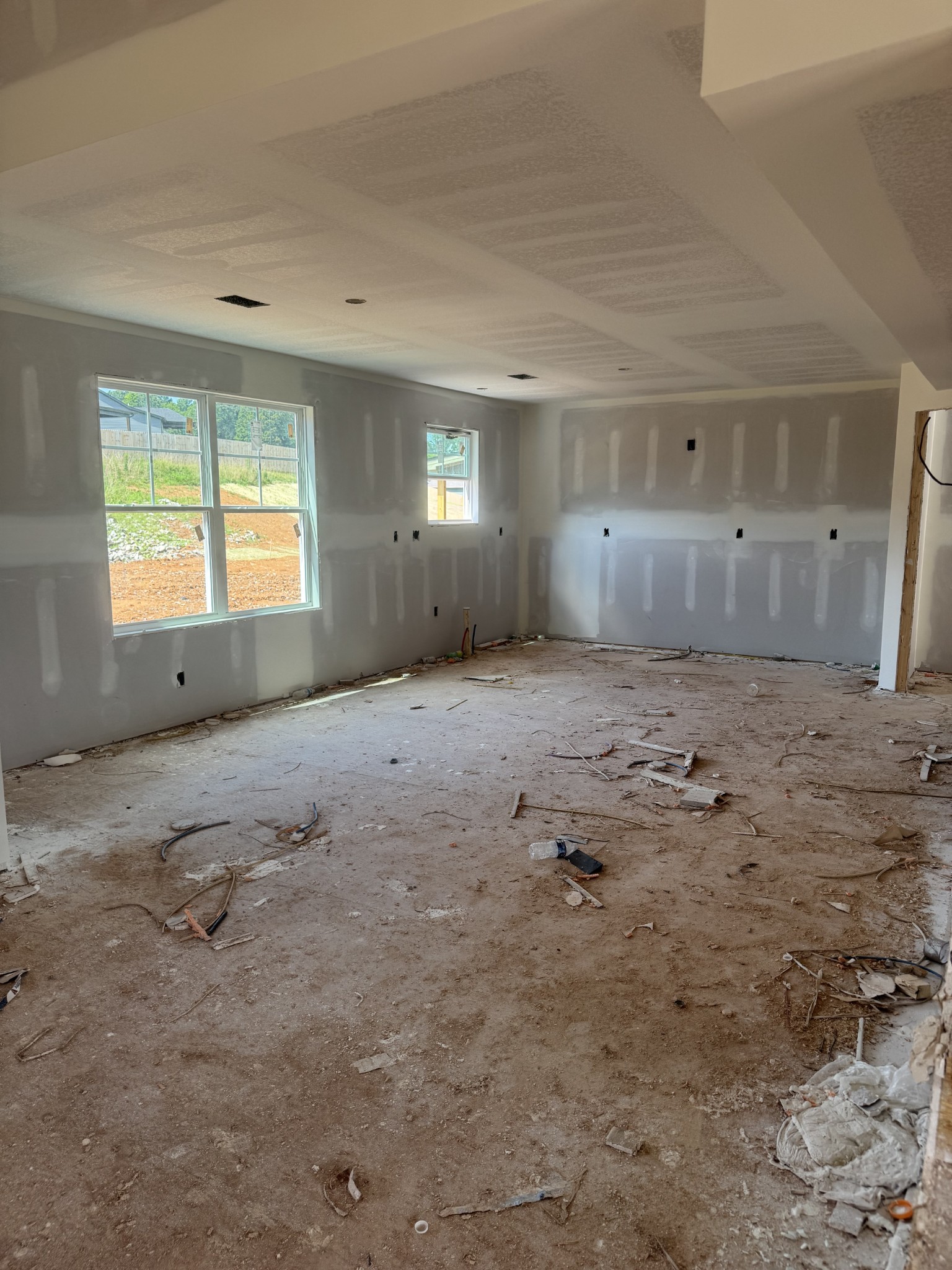 Clarksville, Tennessee 37040, United States, 3 Bedrooms Bedrooms, ,3 BathroomsBathrooms,Residential,Active,147621