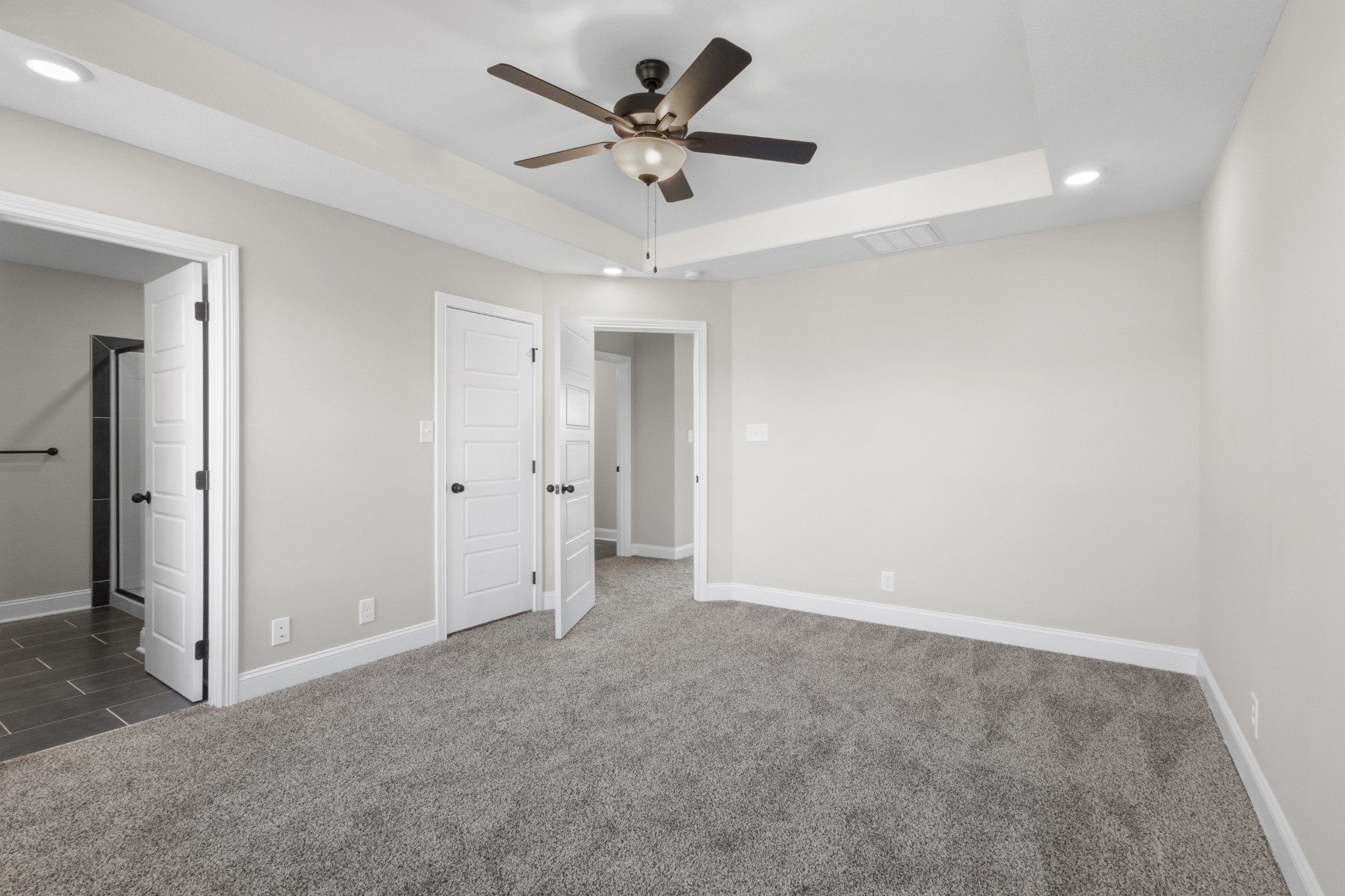 Clarksville, Tennessee 37040, United States, 3 Bedrooms Bedrooms, ,3 BathroomsBathrooms,Residential,Active,147621