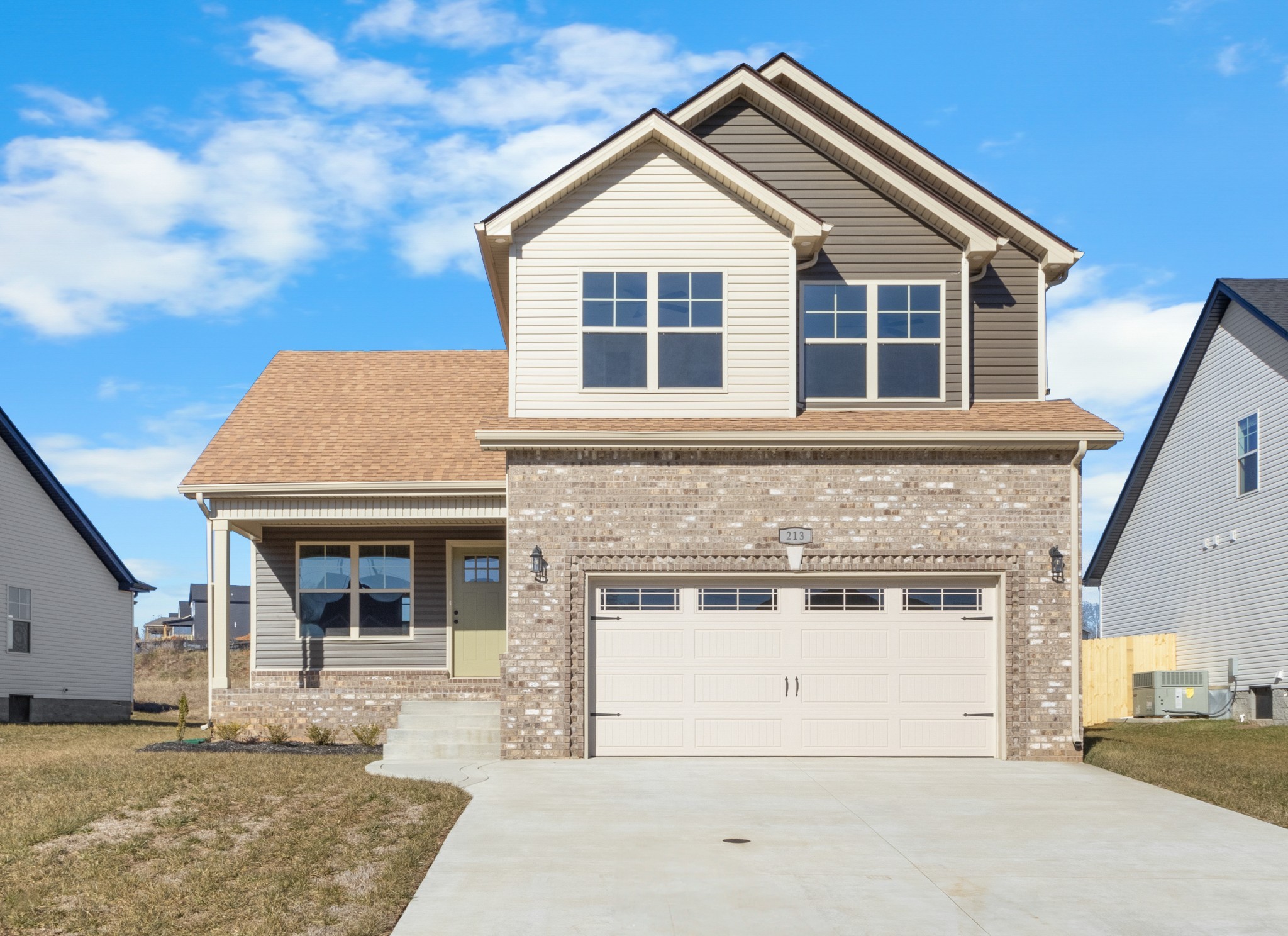 Clarksville, Tennessee 37040, United States, 3 Bedrooms Bedrooms, ,3 BathroomsBathrooms,Residential,Active,147621