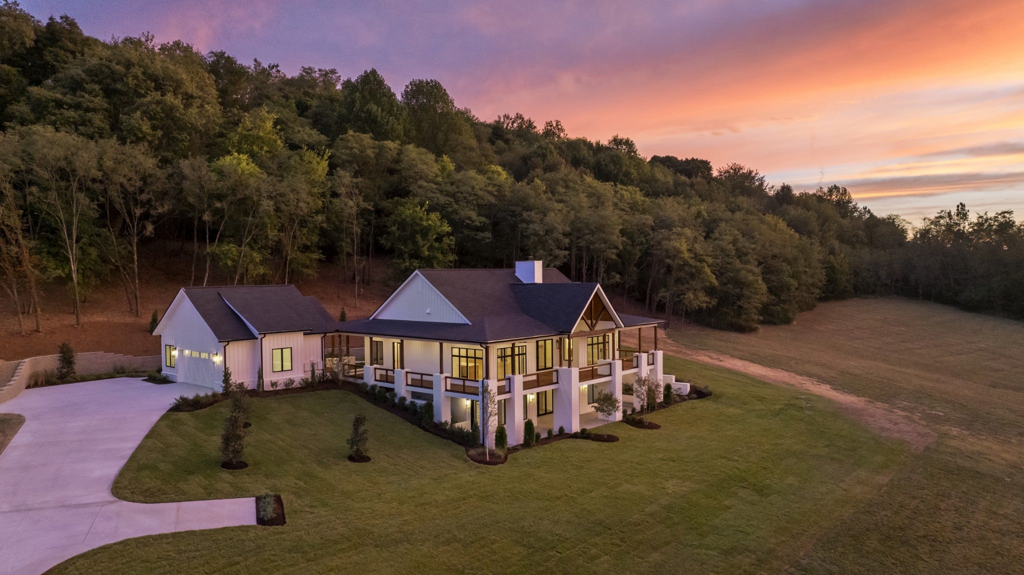 4-bed home for sale in Thompsons Station, TN 37179, 1907 Sedberry Rd 1907 Sedberry Rd, Thompsons Station TN 37179 4-bed home, photo 1 of 60