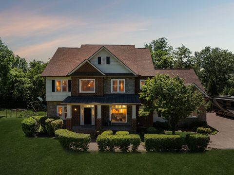 2203 Oakleaf Ct Franklin TN 37064